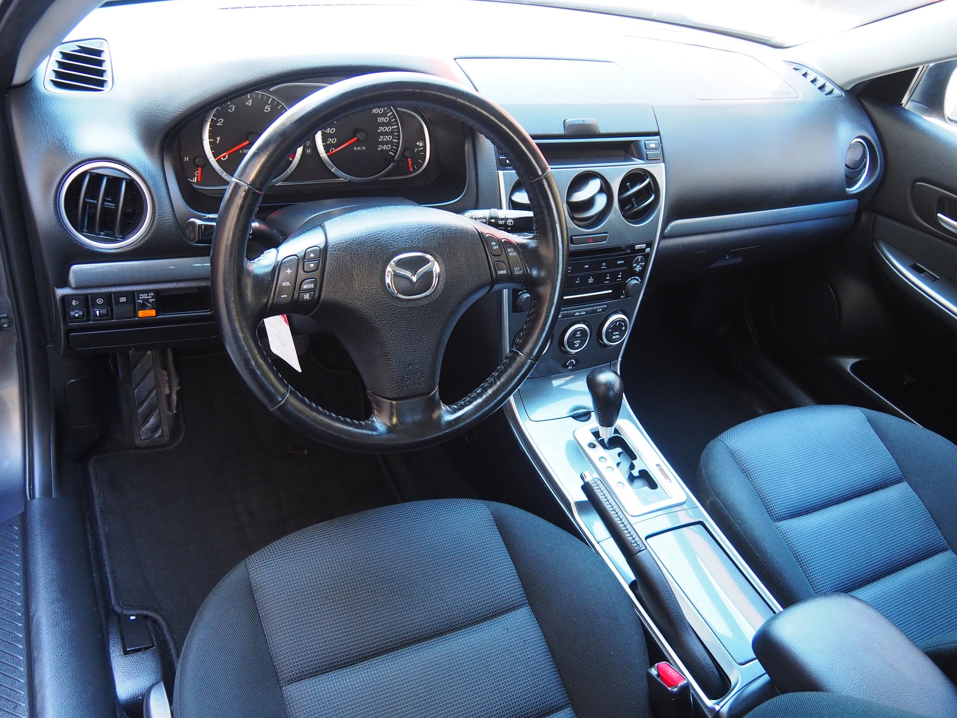 MAZDA 6 2.0 16V Exclusive-image-11