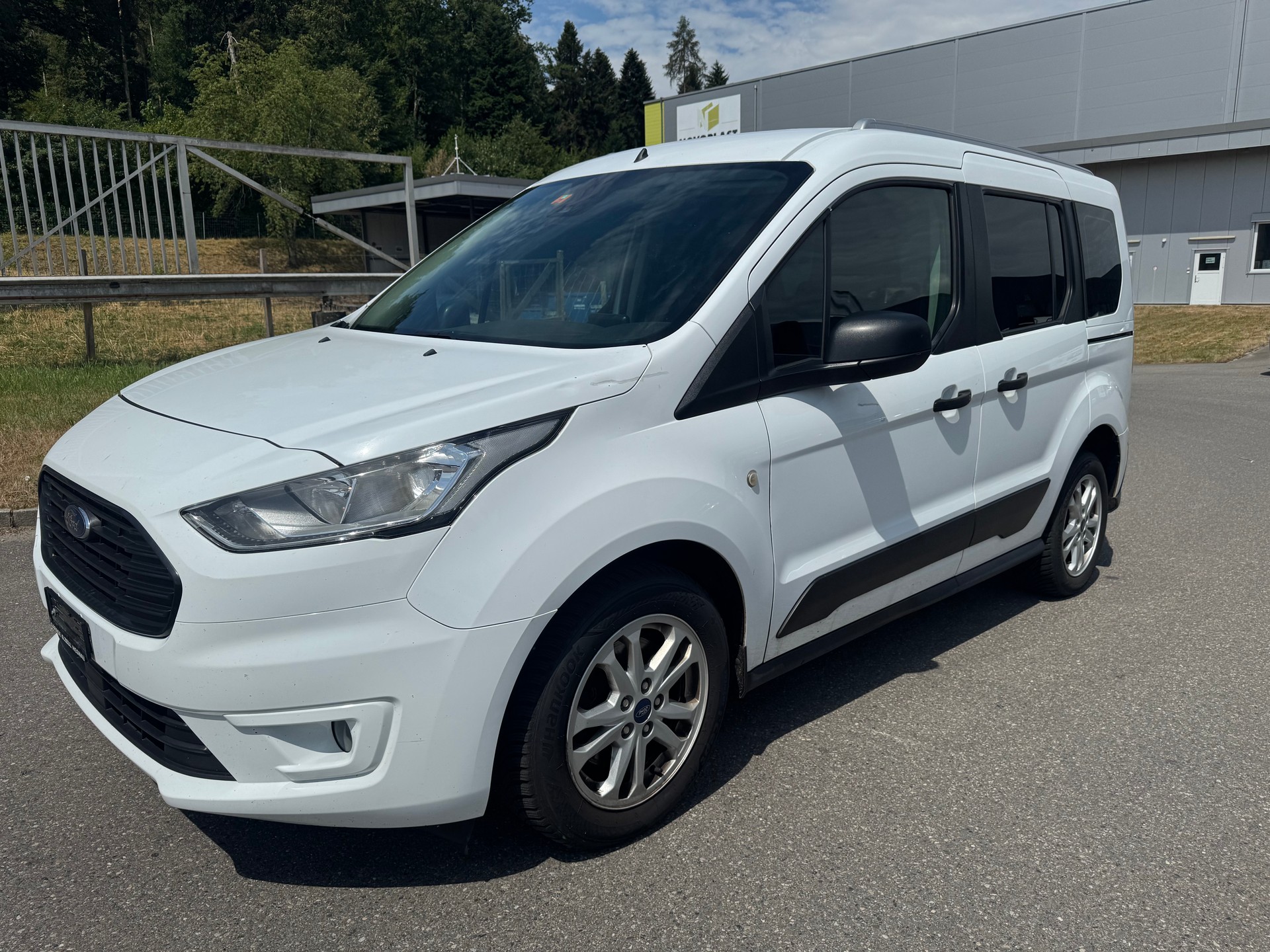 FORD Tourneo Connect 1.0 SCTi Trend-image-0