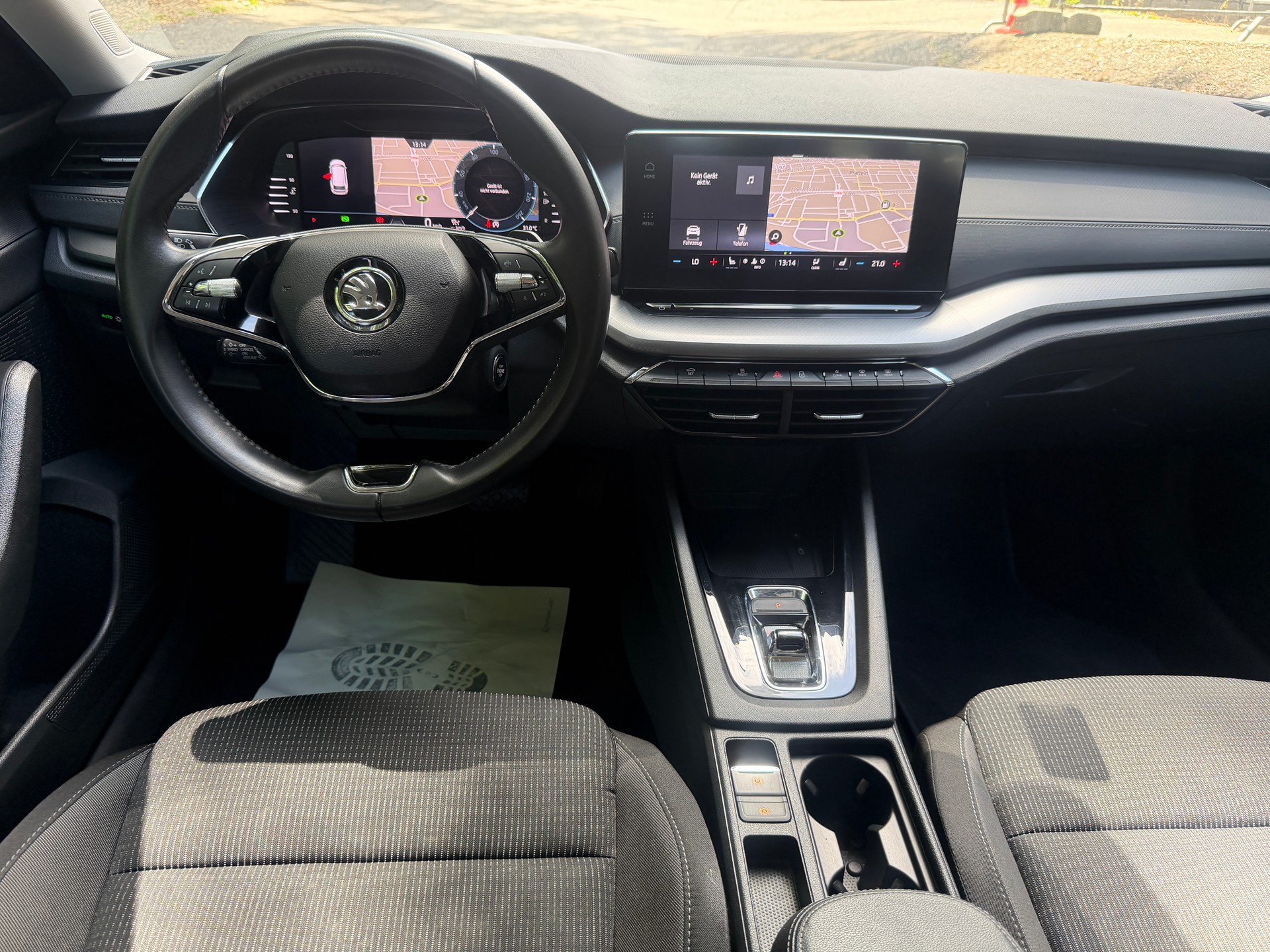 SKODA Octavia Combi 2.0 TDI DSG Ambition-showroom-element-1