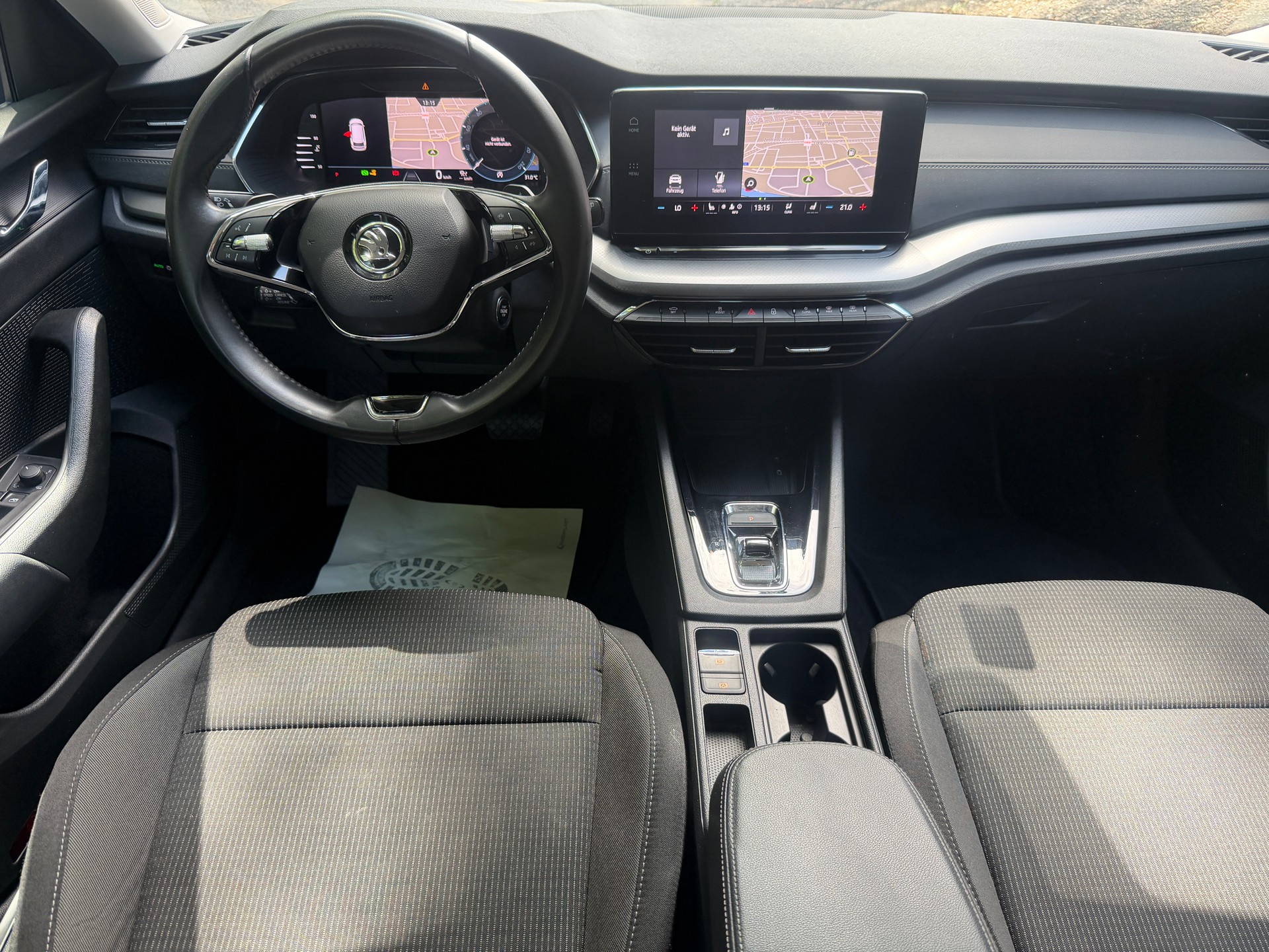 SKODA Octavia Combi 2.0 TDI DSG Ambition-image-11
