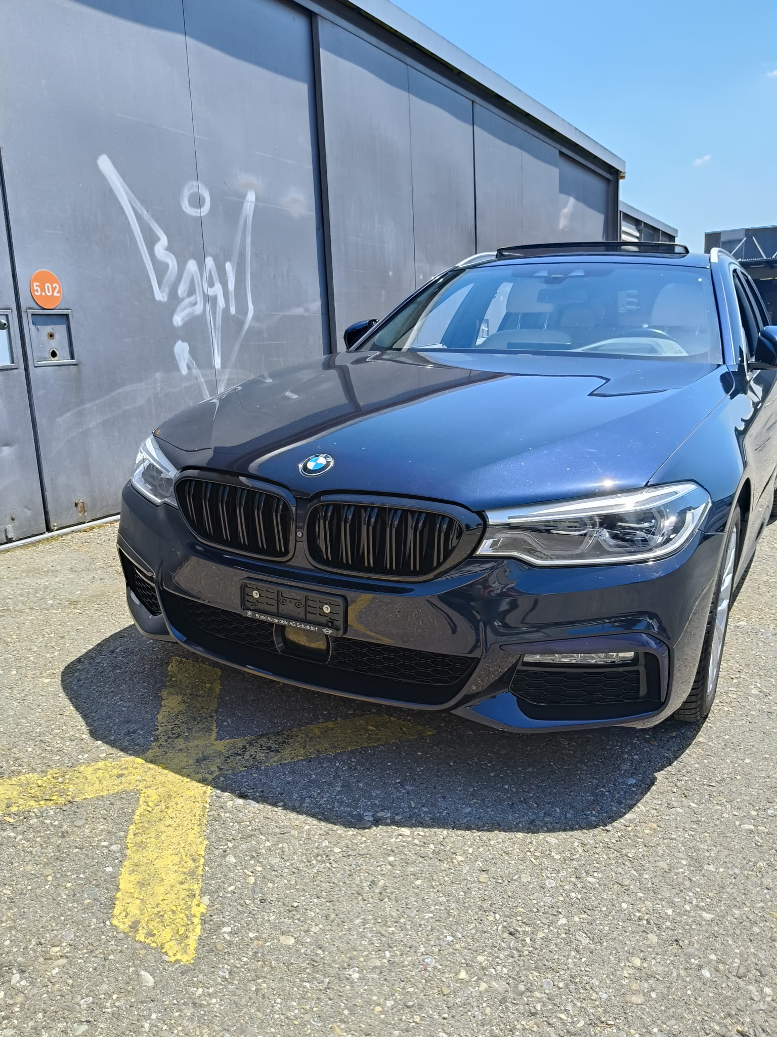 BMW 540d xDrive Touring Steptronic-image-0