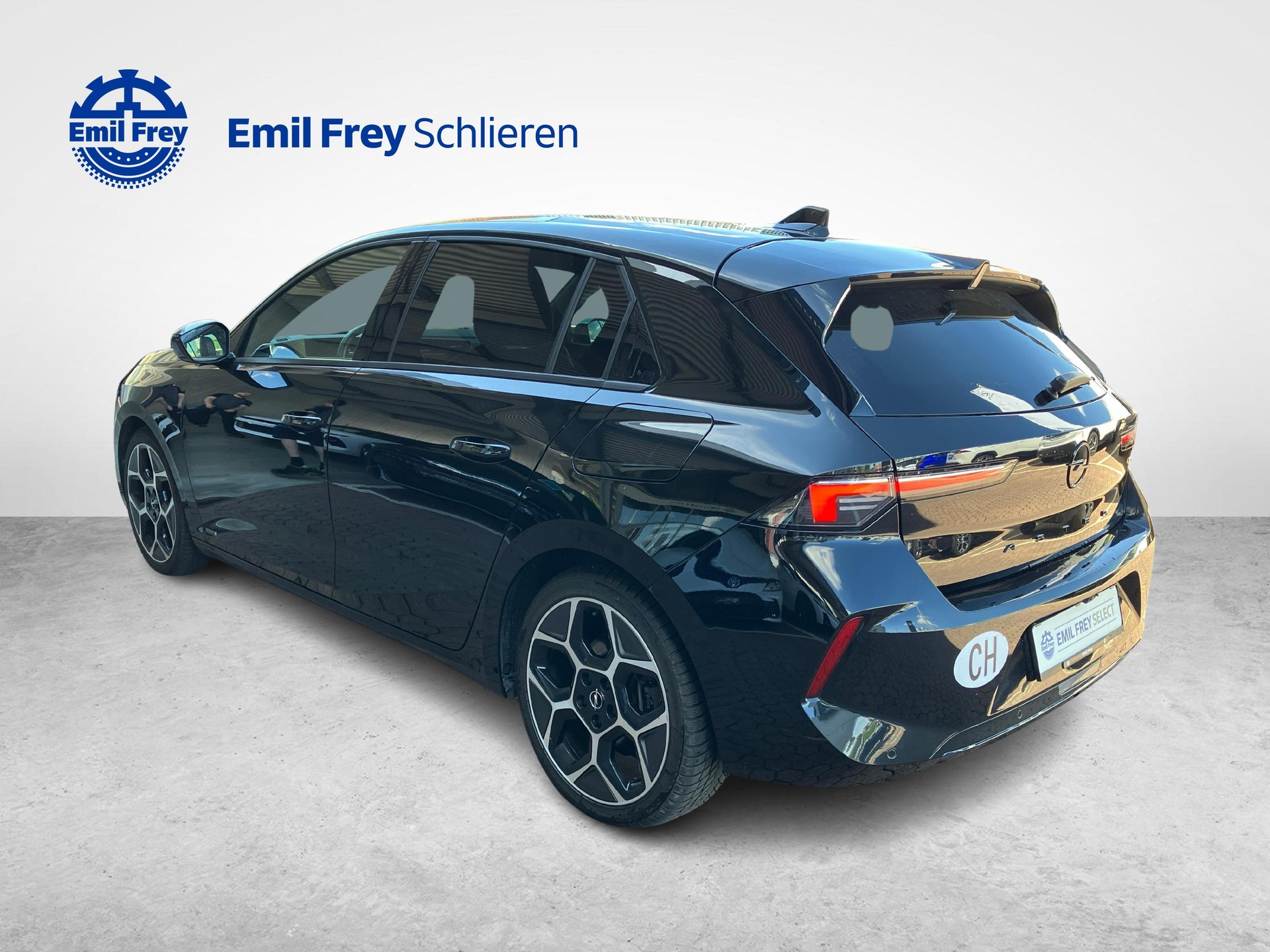 OPEL Astra 1.6 T PHEV 180 Swiss Premium-image-2