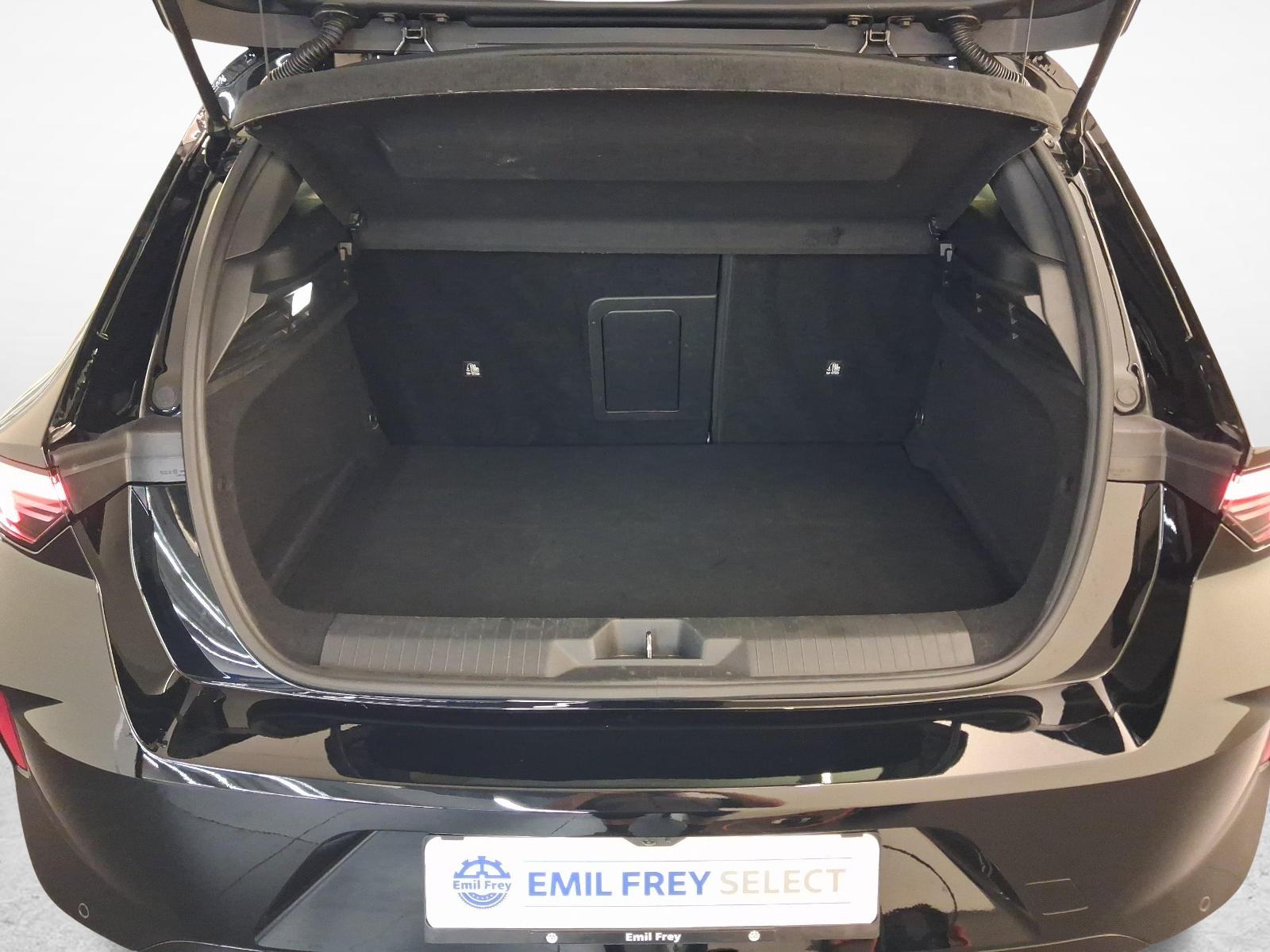 OPEL Astra 1.6 T PHEV 180 Swiss Premium-image-11