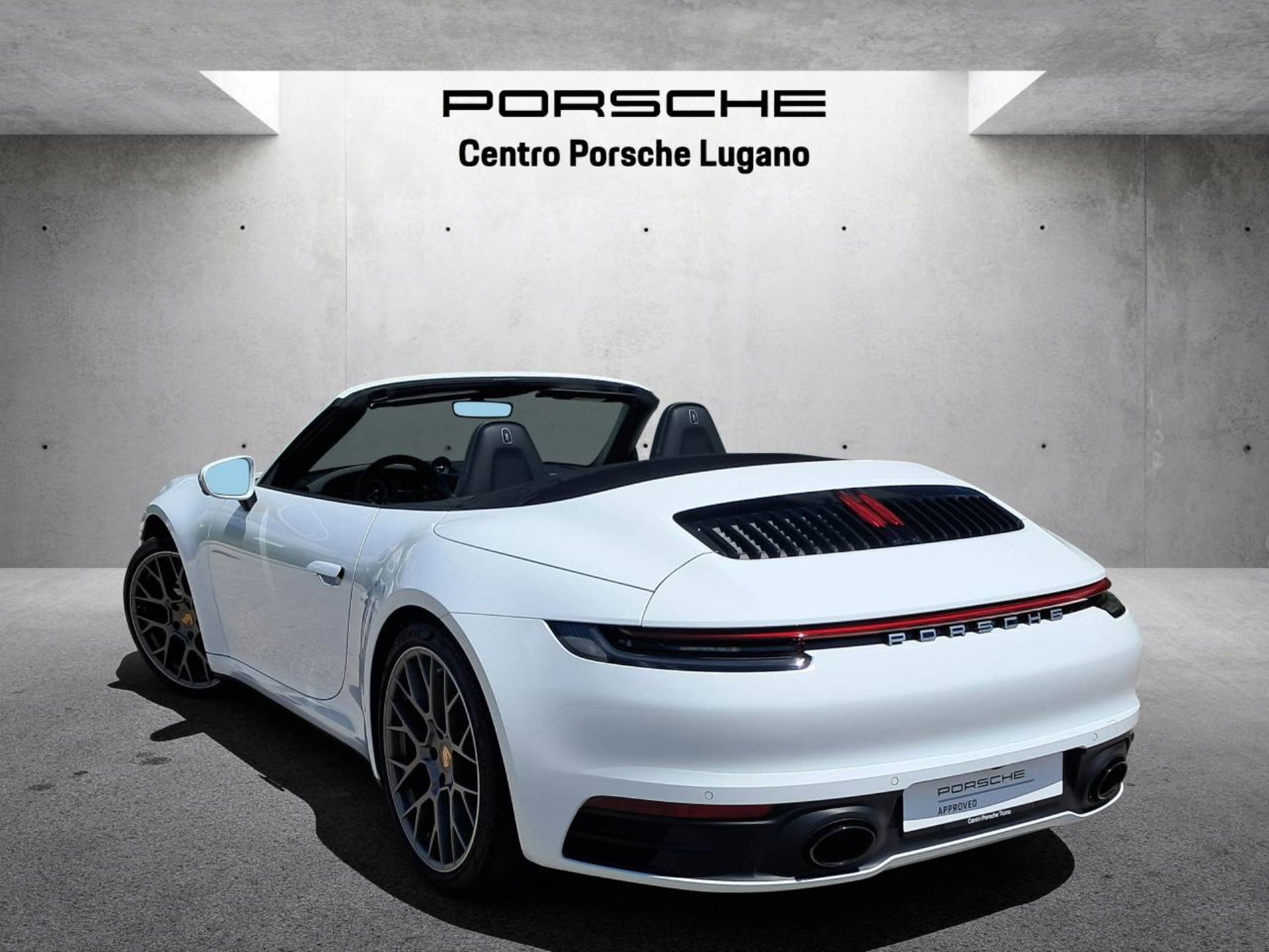 PORSCHE 911 Carrera Cabriolet (MY24)-image-2