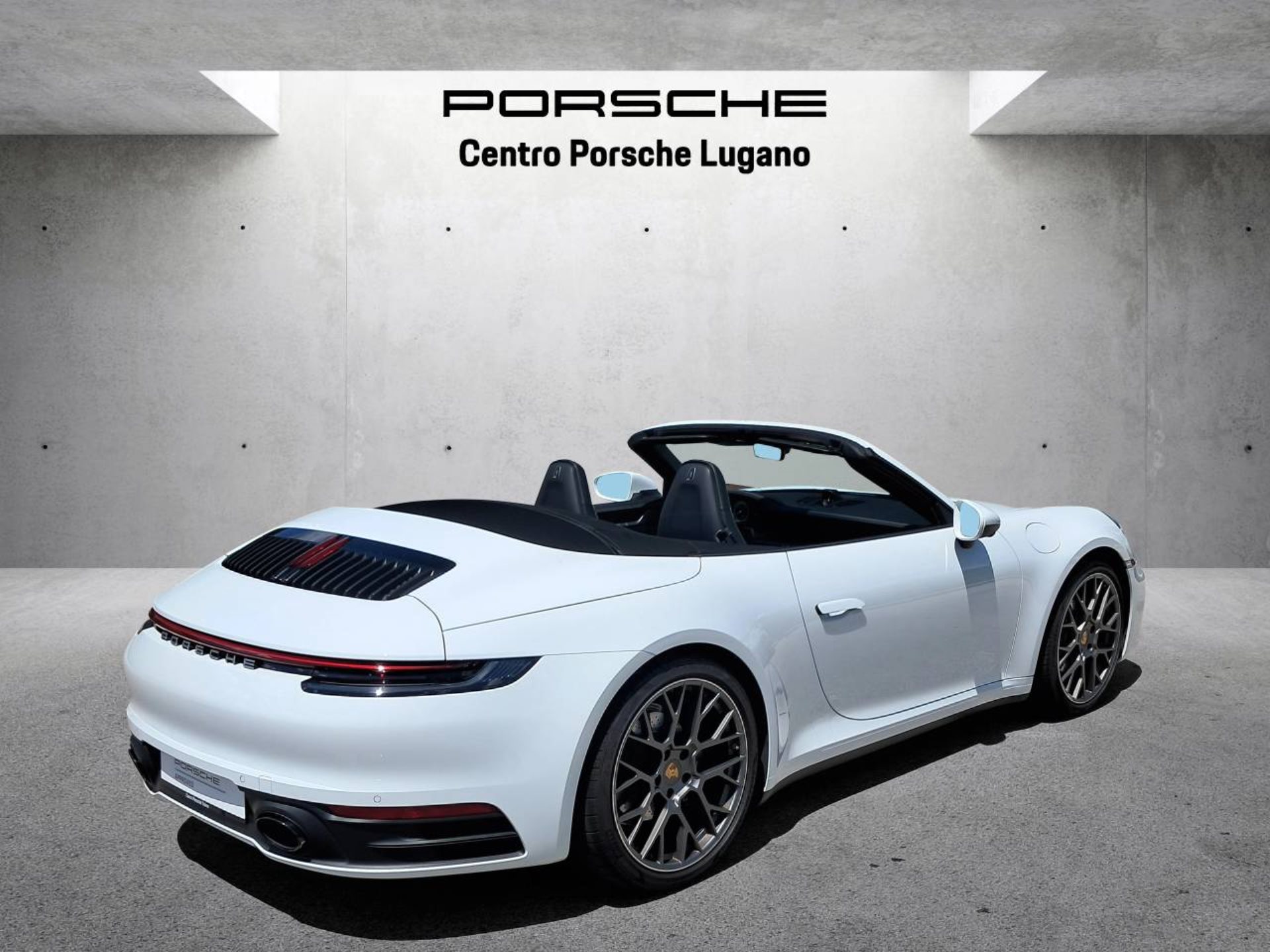 PORSCHE 911 Carrera Cabriolet (MY24)-image-7