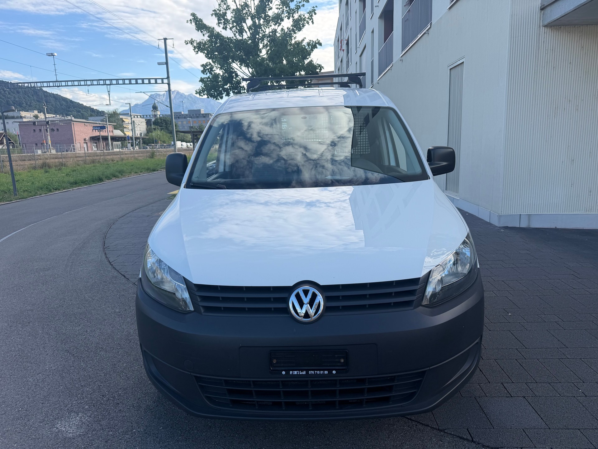 VW Caddy 2.0 EcoFuel-image-1