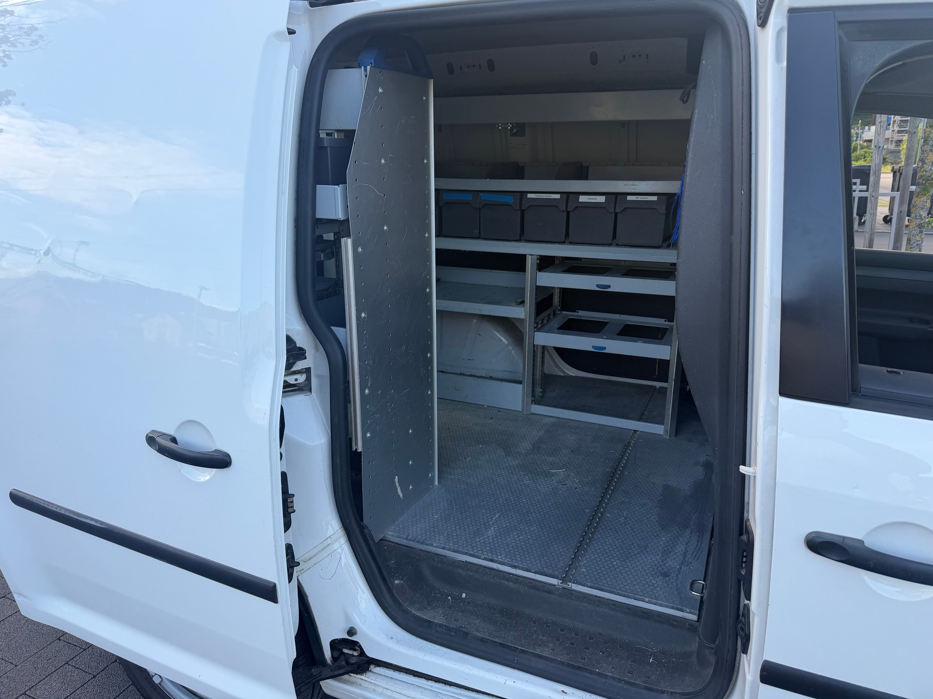 VW Caddy 2.0 EcoFuel-image-10