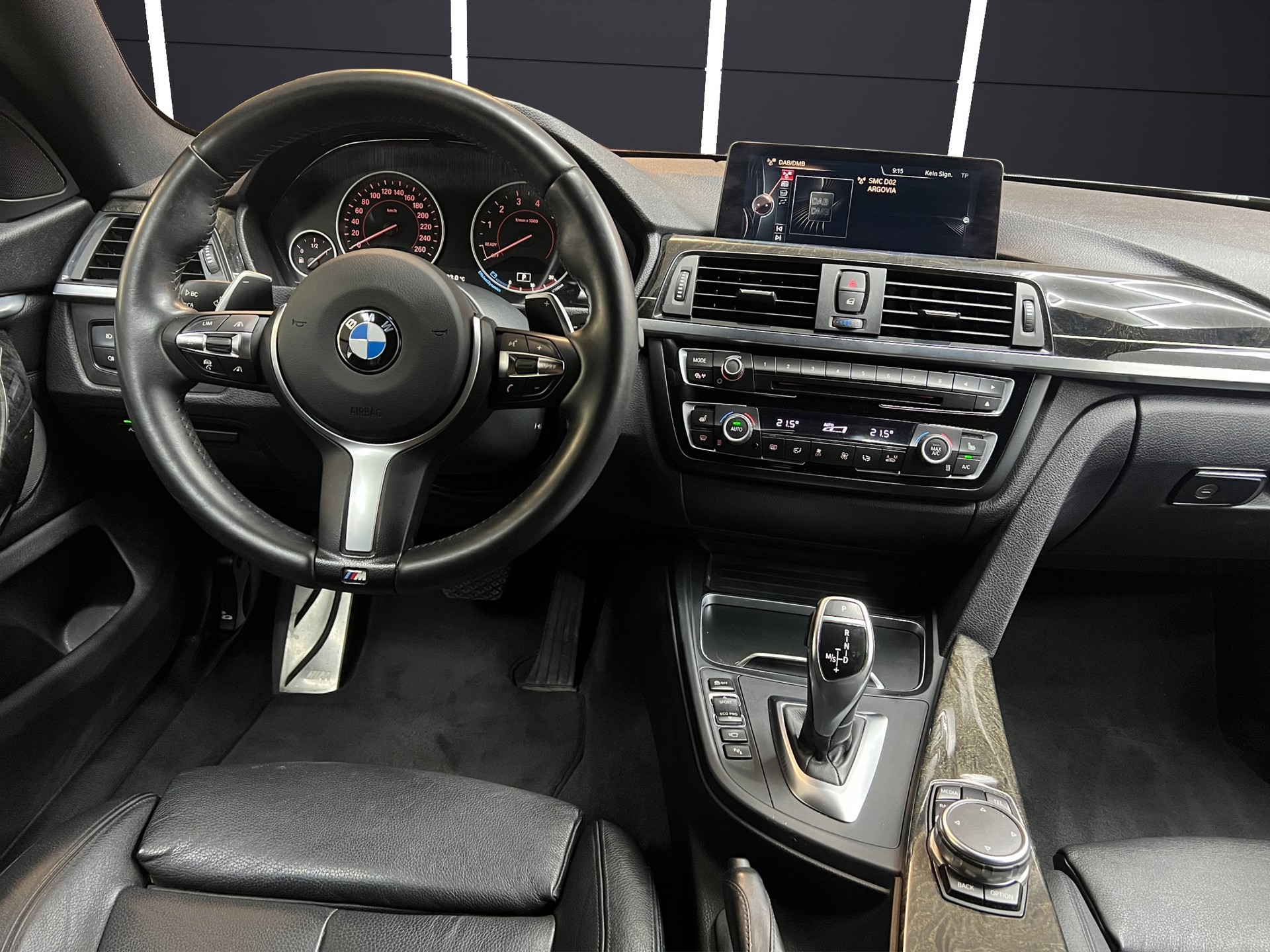 BMW 430i Gran Coupé xDrive M Sport Steptronic-image-11