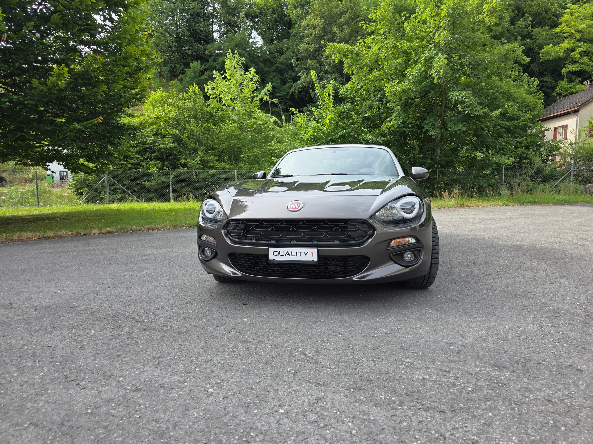 FIAT 124 Spider 1.4 TB Swiss Launch Edition-image-2