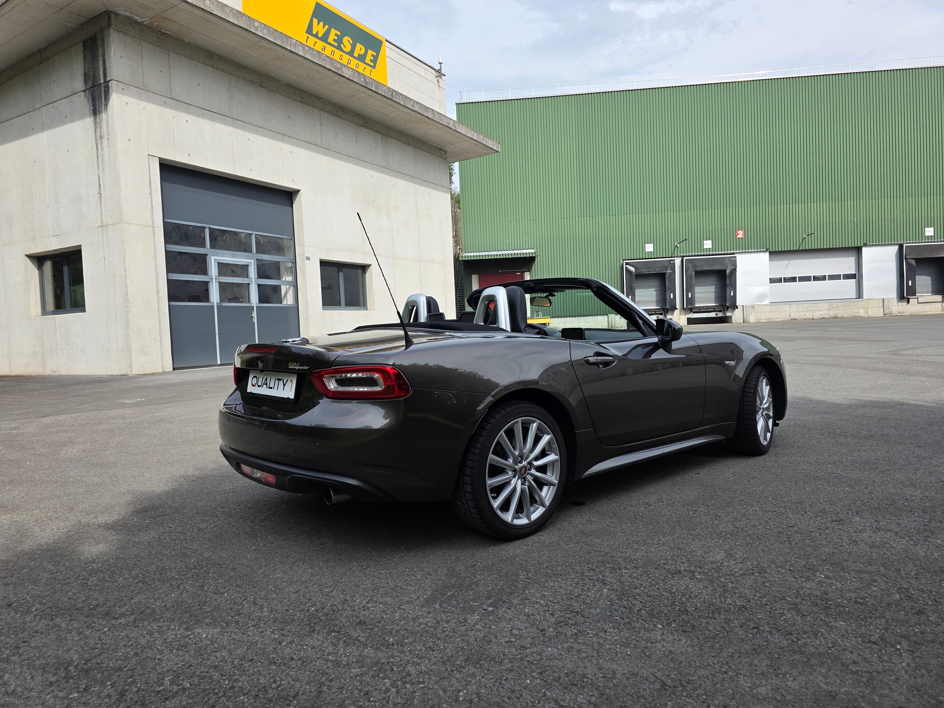 FIAT 124 Spider 1.4 TB Swiss Launch Edition-image-21
