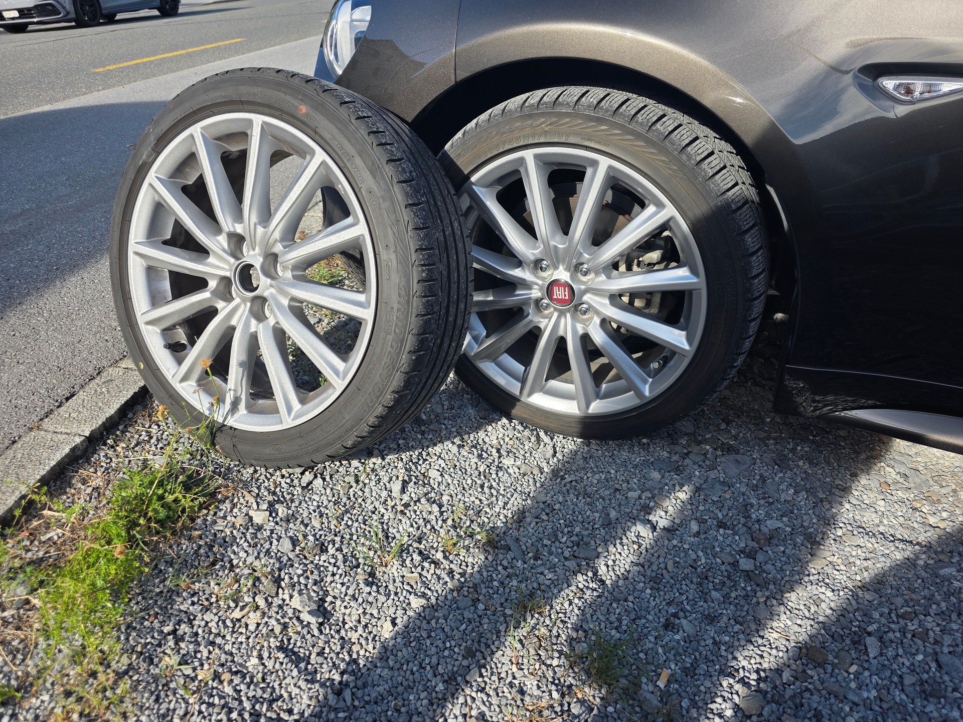 FIAT 124 Spider 1.4 TB Swiss Launch Edition-image-31