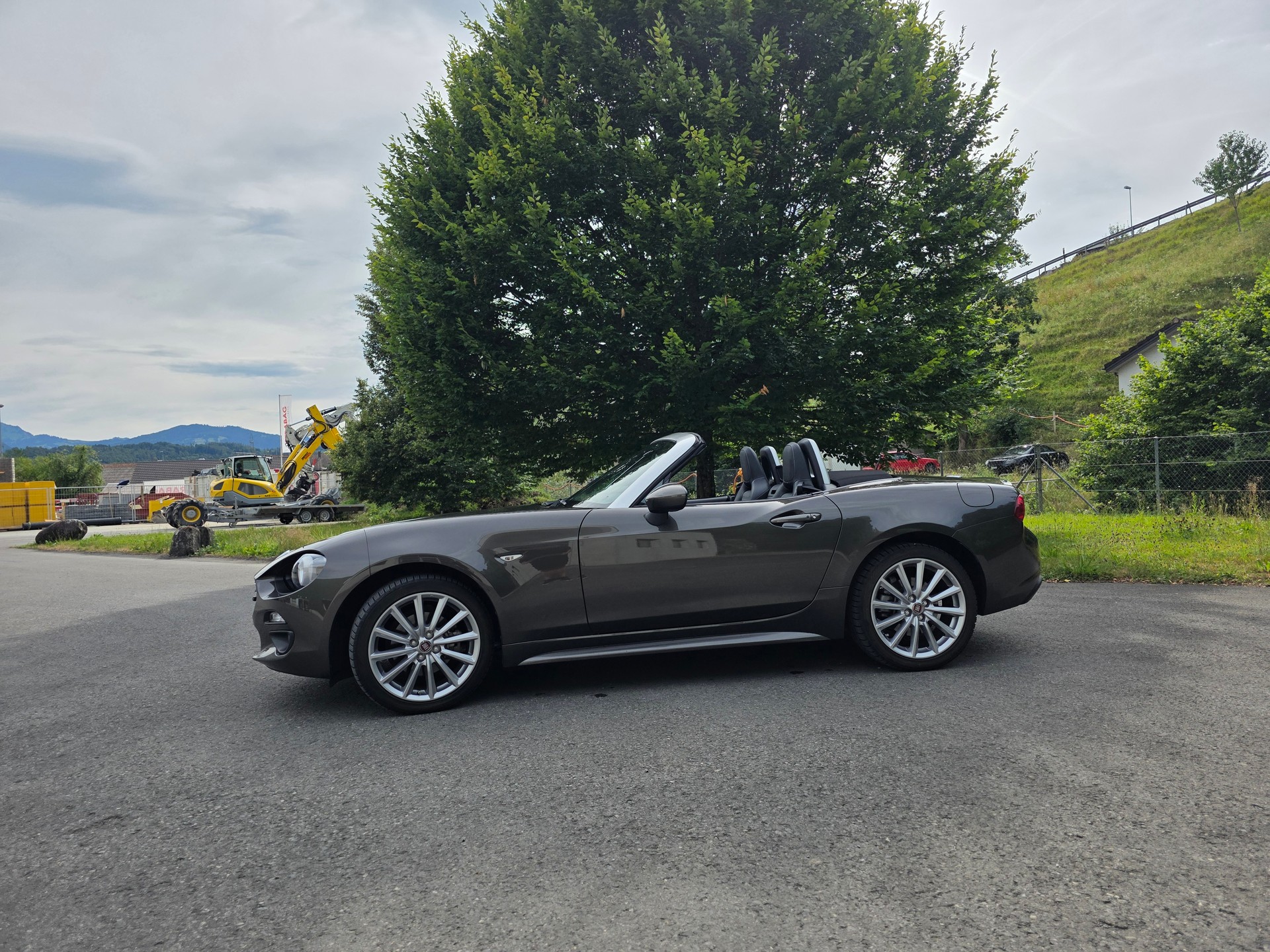 FIAT 124 Spider 1.4 TB Swiss Launch Edition-image-14