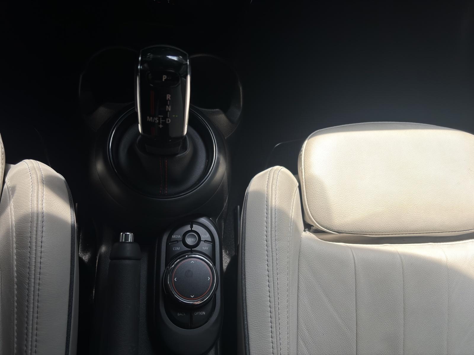 MINI Cabrio F57 2.0i Cooper S SDKG-image-7