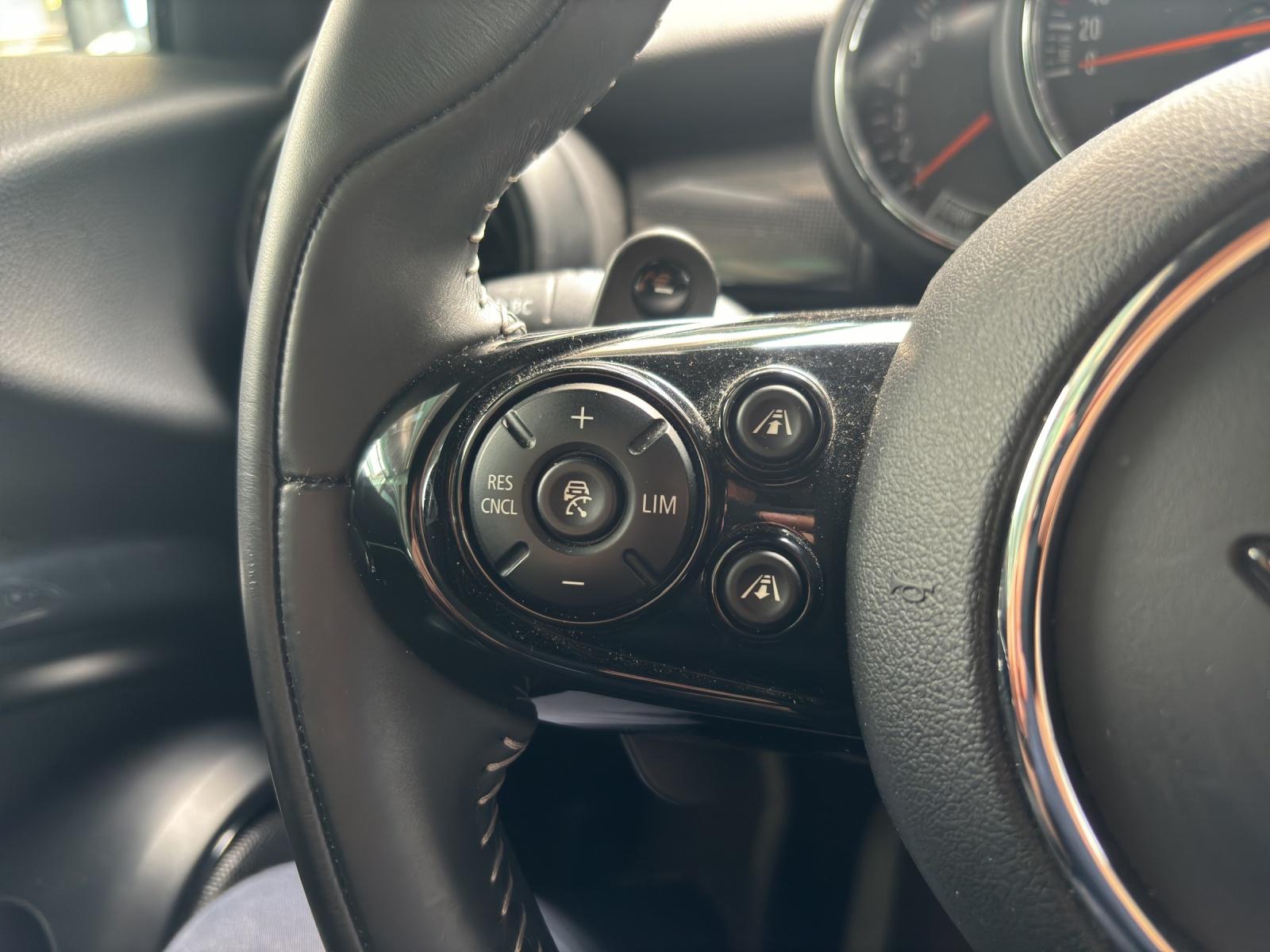 MINI Cabrio F57 2.0i Cooper S SDKG-image-15