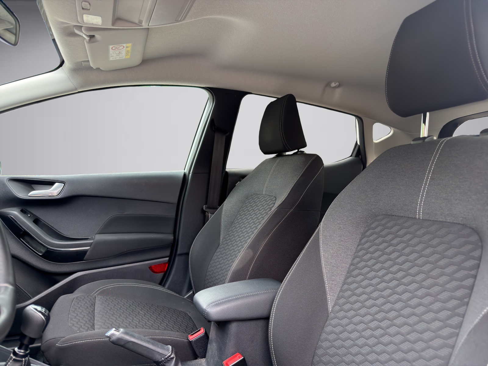 FORD Fiesta 1.0 EcoB Hybrid Titanium-image-9
