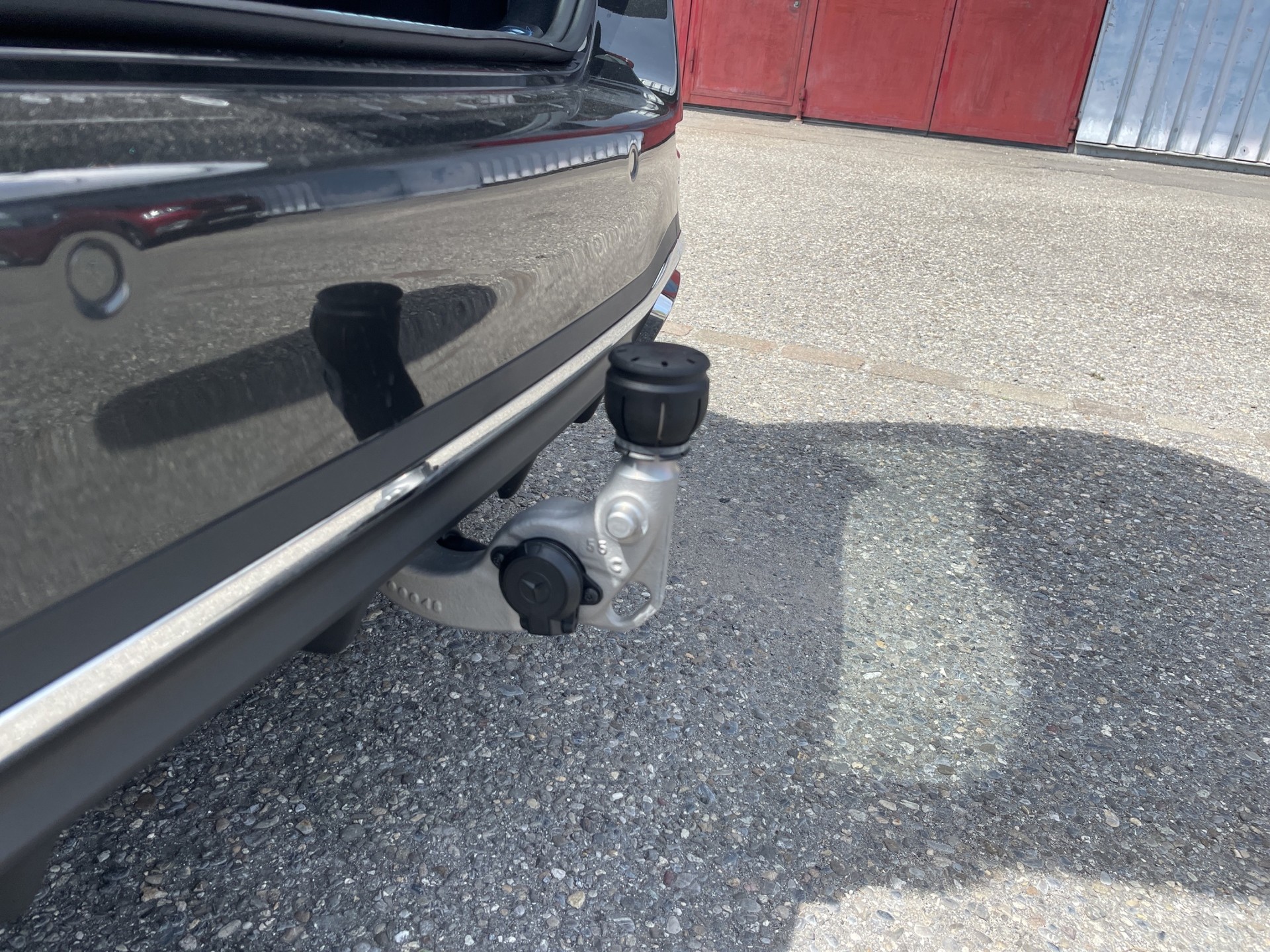 MERCEDES-BENZ C 220 d Swiss Star AMG Line 4matic Kombi-image-18