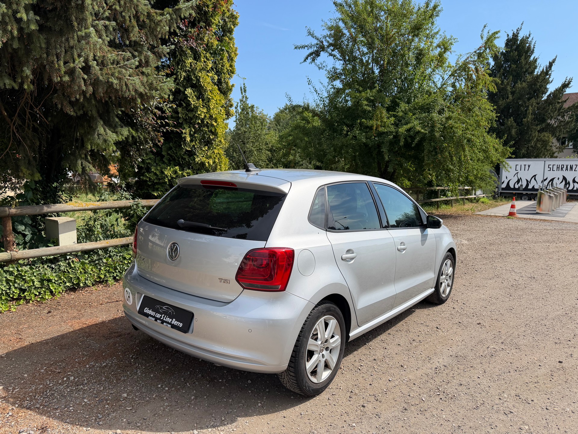 VW POLO-image-5