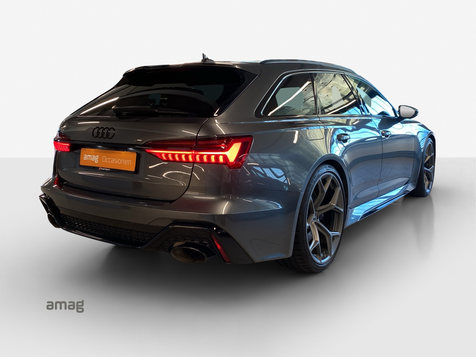 AUDI RS6 Avant 4.0 TFSI V8 Performance quattro-image-4