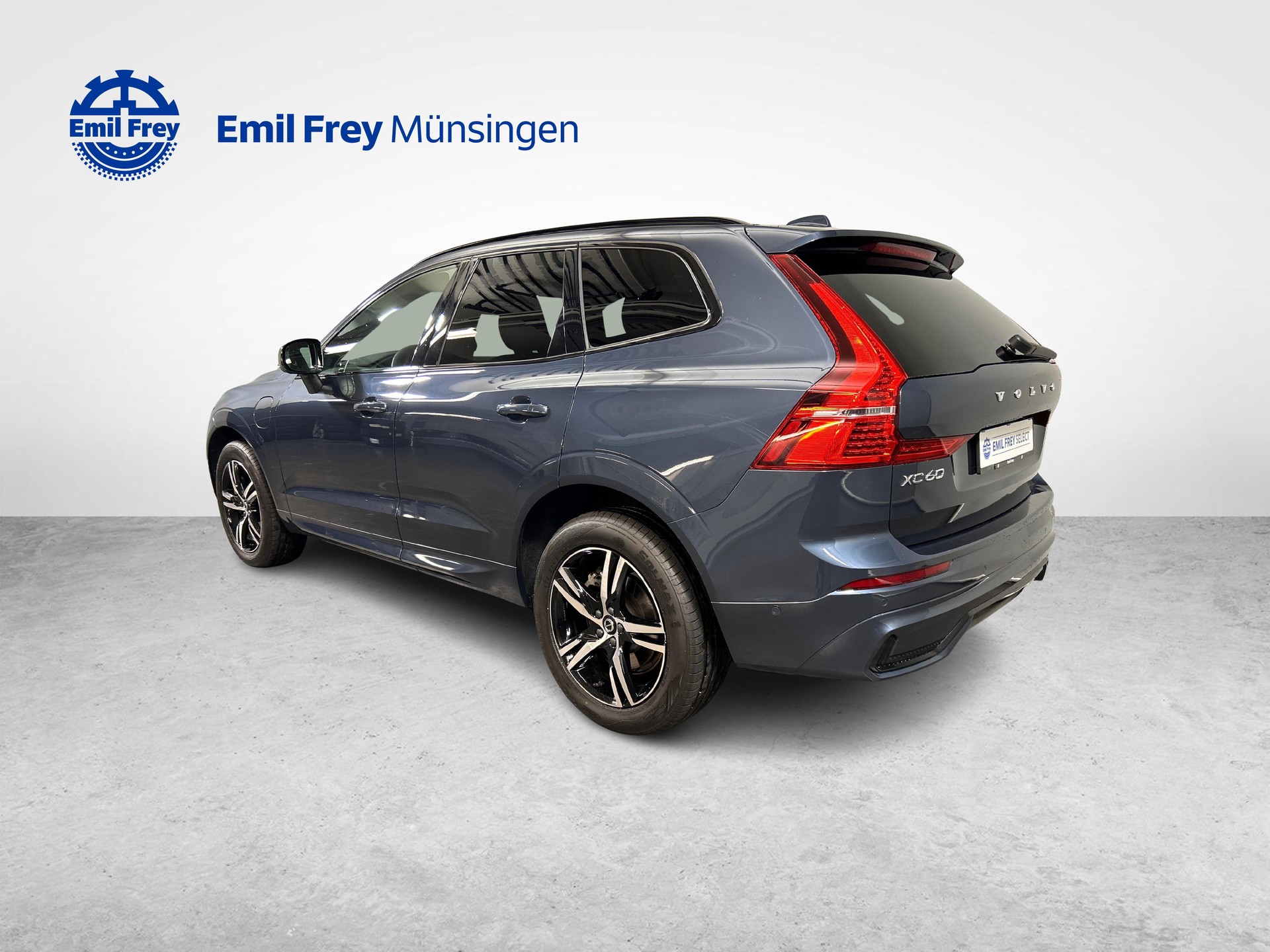 VOLVO XC60 2.0 T6 TE R-Design eAWD-image-11