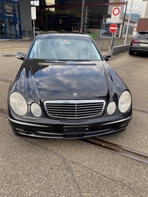 MERCEDES-BENZ E 280 Avangarde-image-0