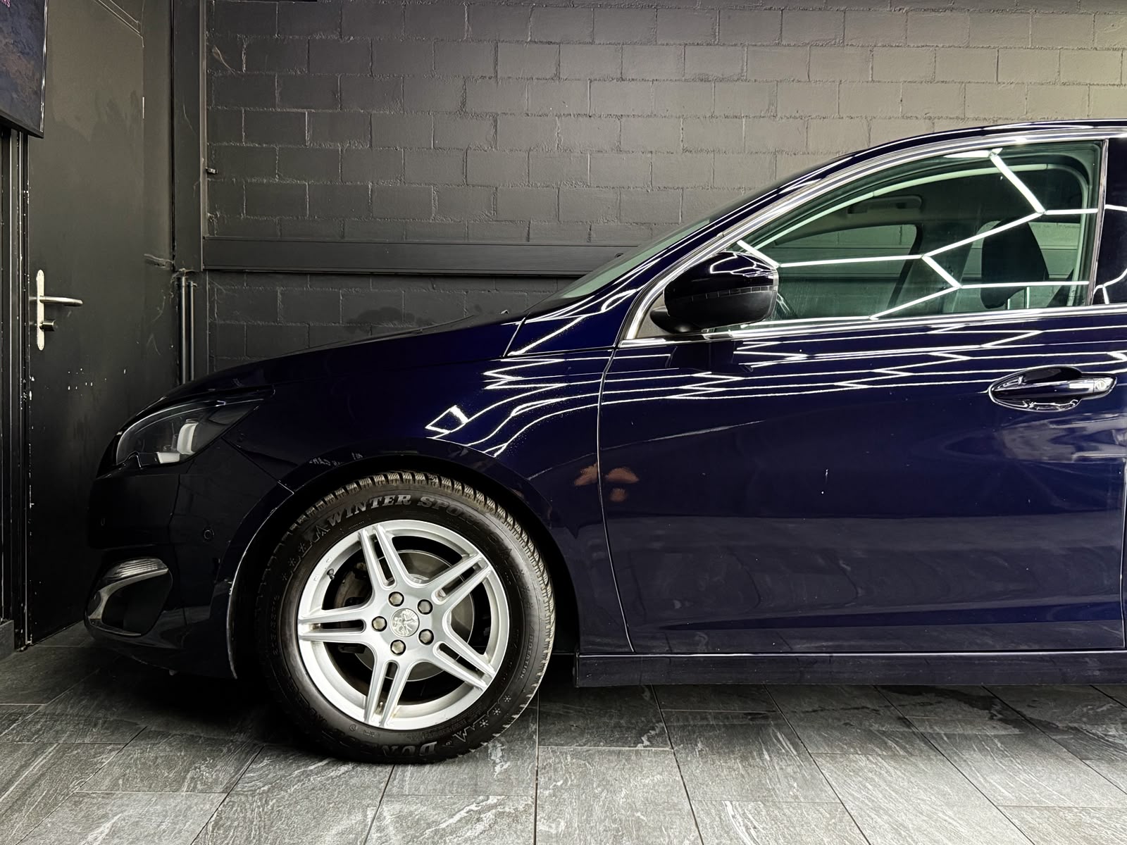 PEUGEOT 308 1.2 THP Automatic-image-5