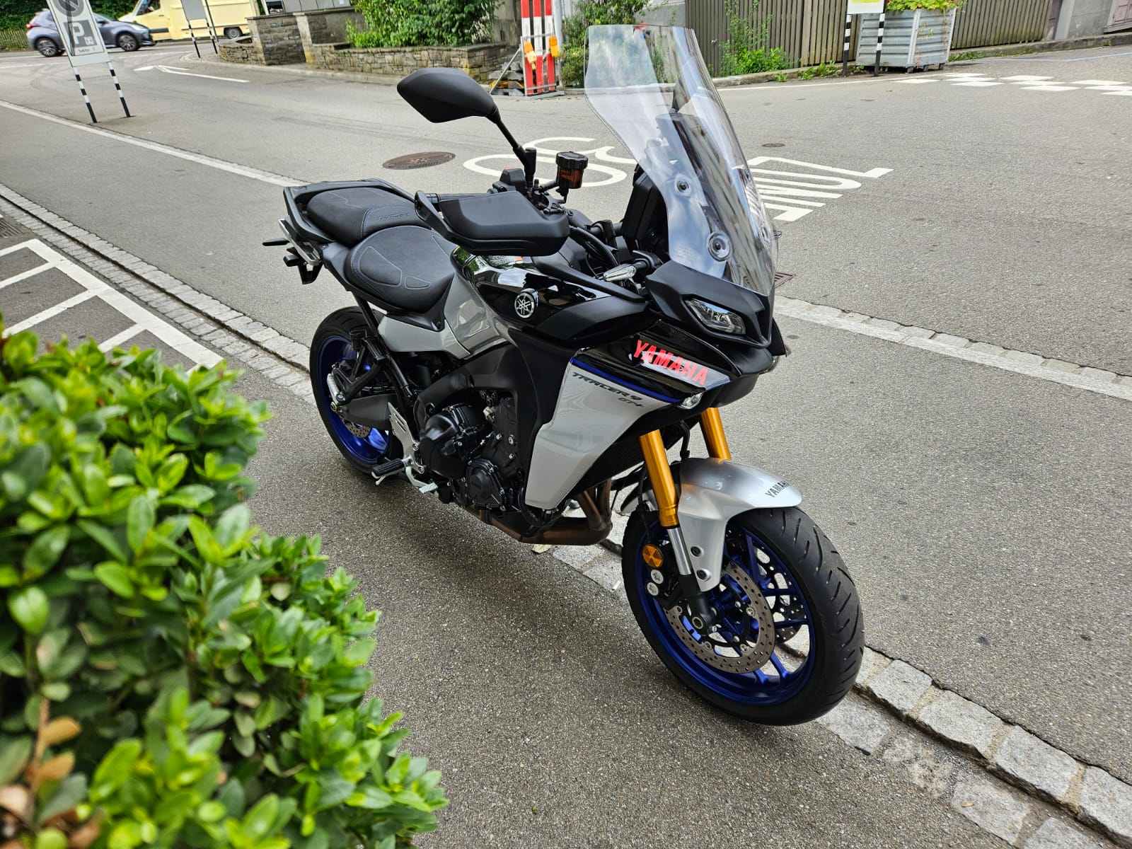 YAMAHA Tracer 9 GT+-showroom-element-3