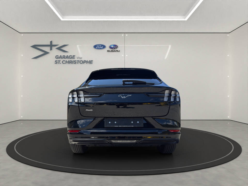 FORD Mustang Mach-E Extended AWD-showroom-element-3