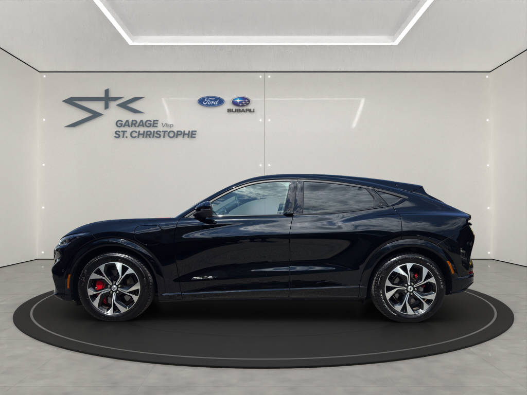 FORD Mustang Mach-E Extended AWD-showroom-element-1