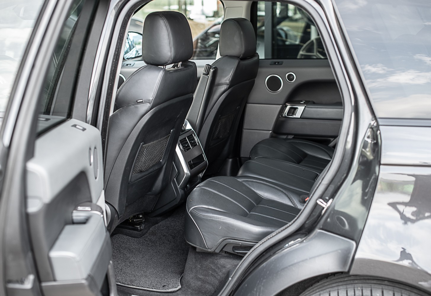 LAND ROVER RR Sport 4.4SDV8 HSE Dyn. Overfinch-image-8