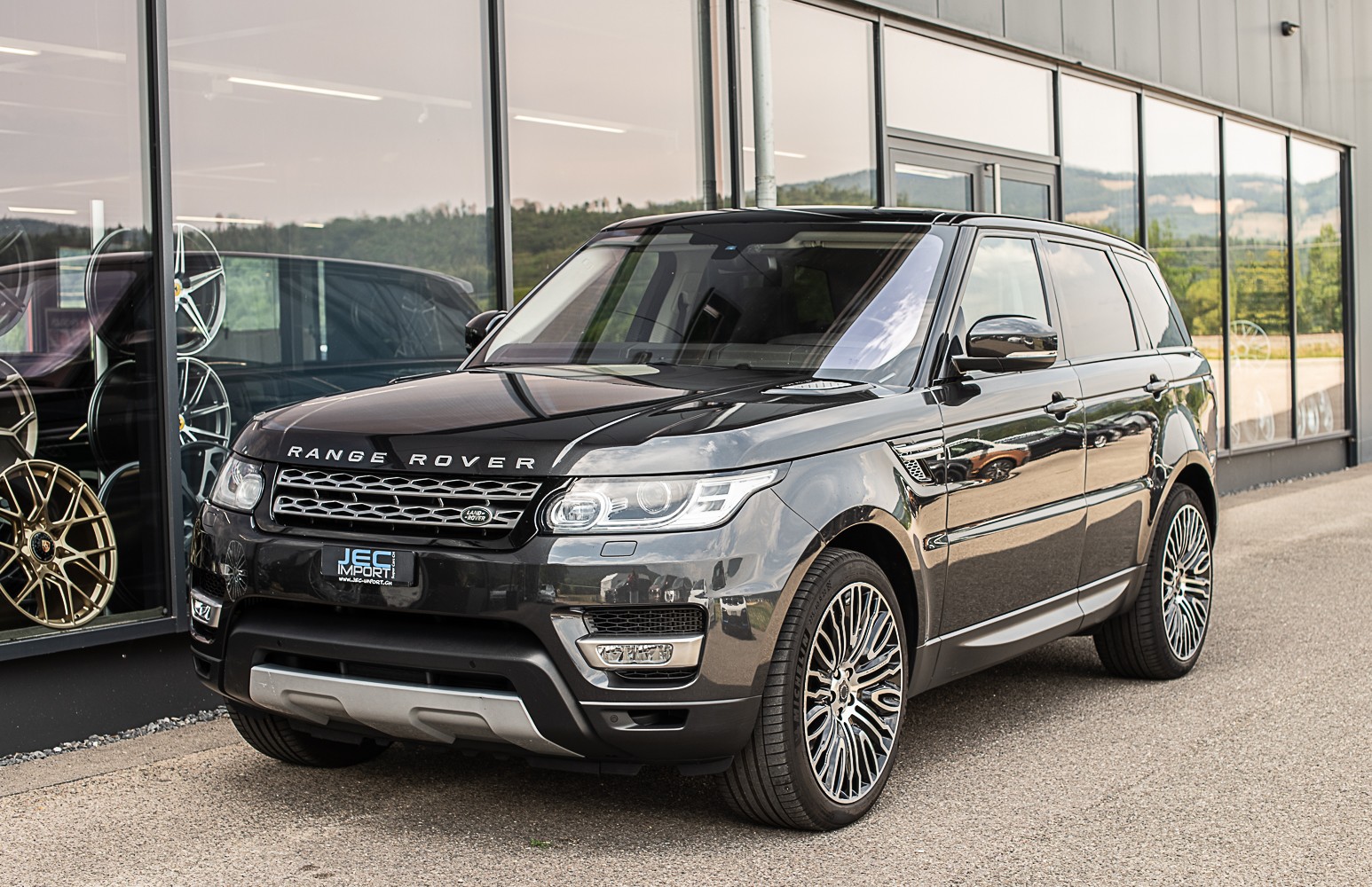LAND ROVER RR Sport 4.4SDV8 HSE Dyn. Overfinch-showroom-element-1