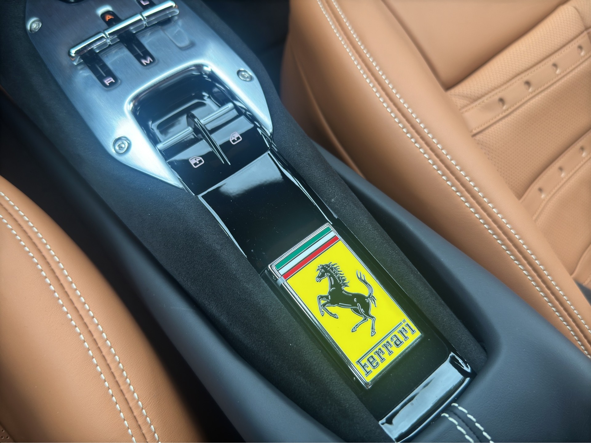 FERRARI 296 GTB ''CH-Auslieferung''-image-19