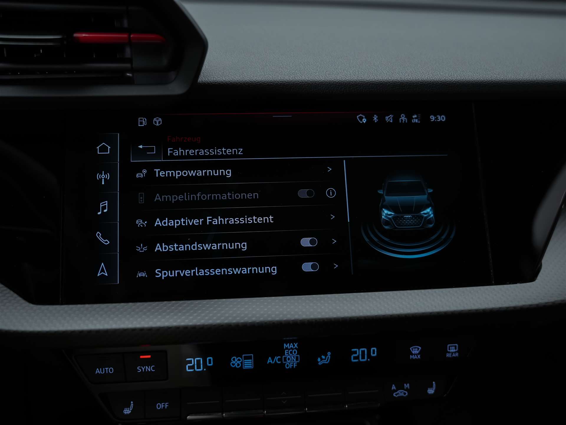 AUDI RS3 Limousine 2.5 TSI quattro S-tronic *Head Up*Panorama*Bang&Olufsen*-image-41