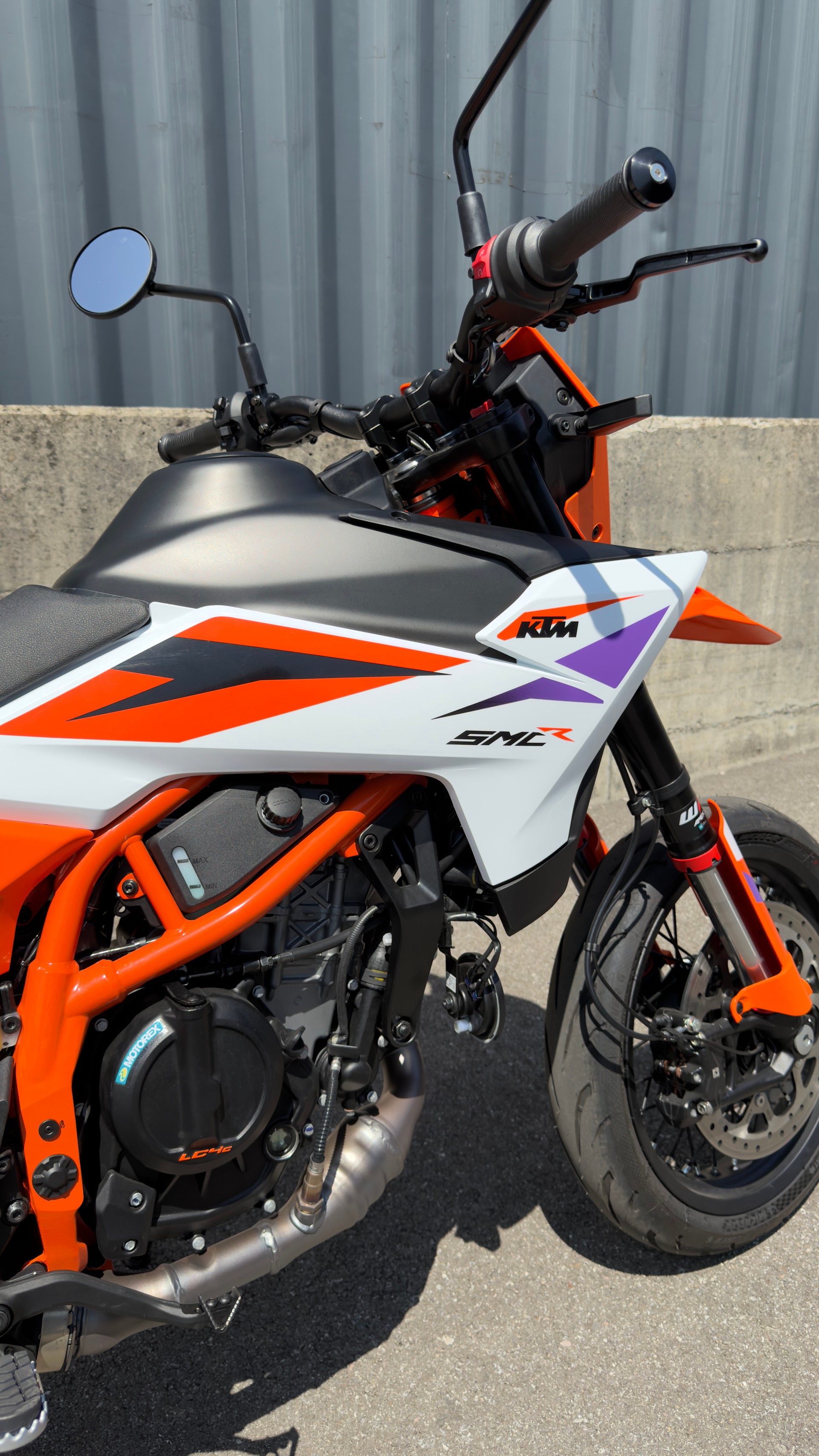 KTM 390 SMC R-image-5