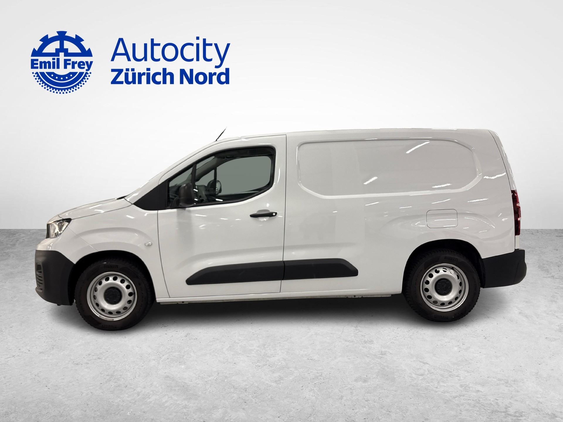 PEUGEOT e-Partner Kaw. 800 Long 50 kWh Premium-image-1