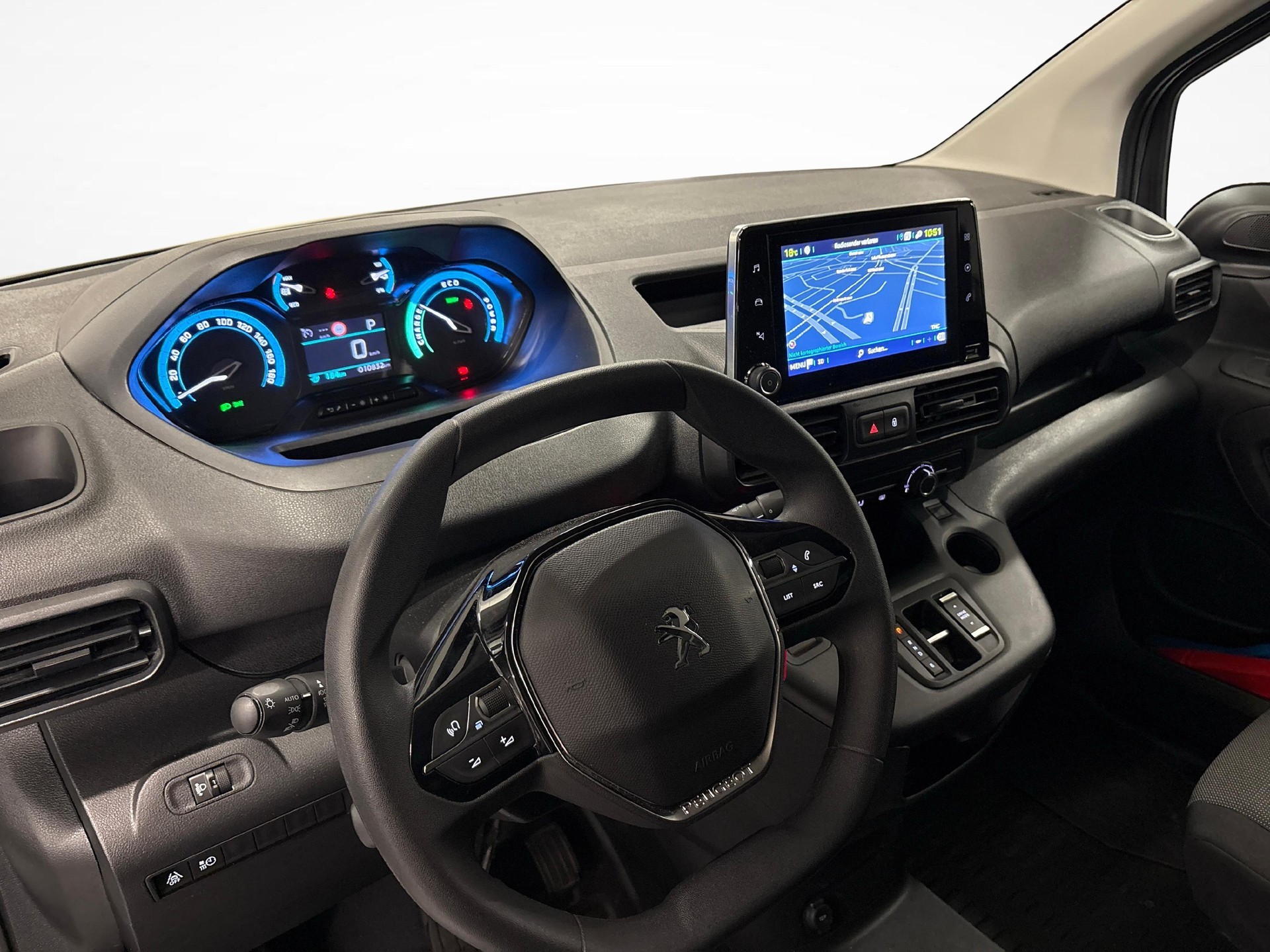 PEUGEOT e-Partner Kaw. 800 Long 50 kWh Premium-image-10