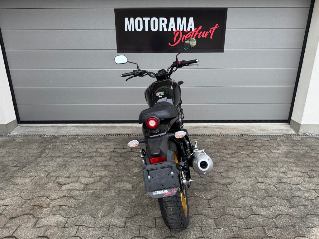YAMAHA XSR 125 Legacy-image-5