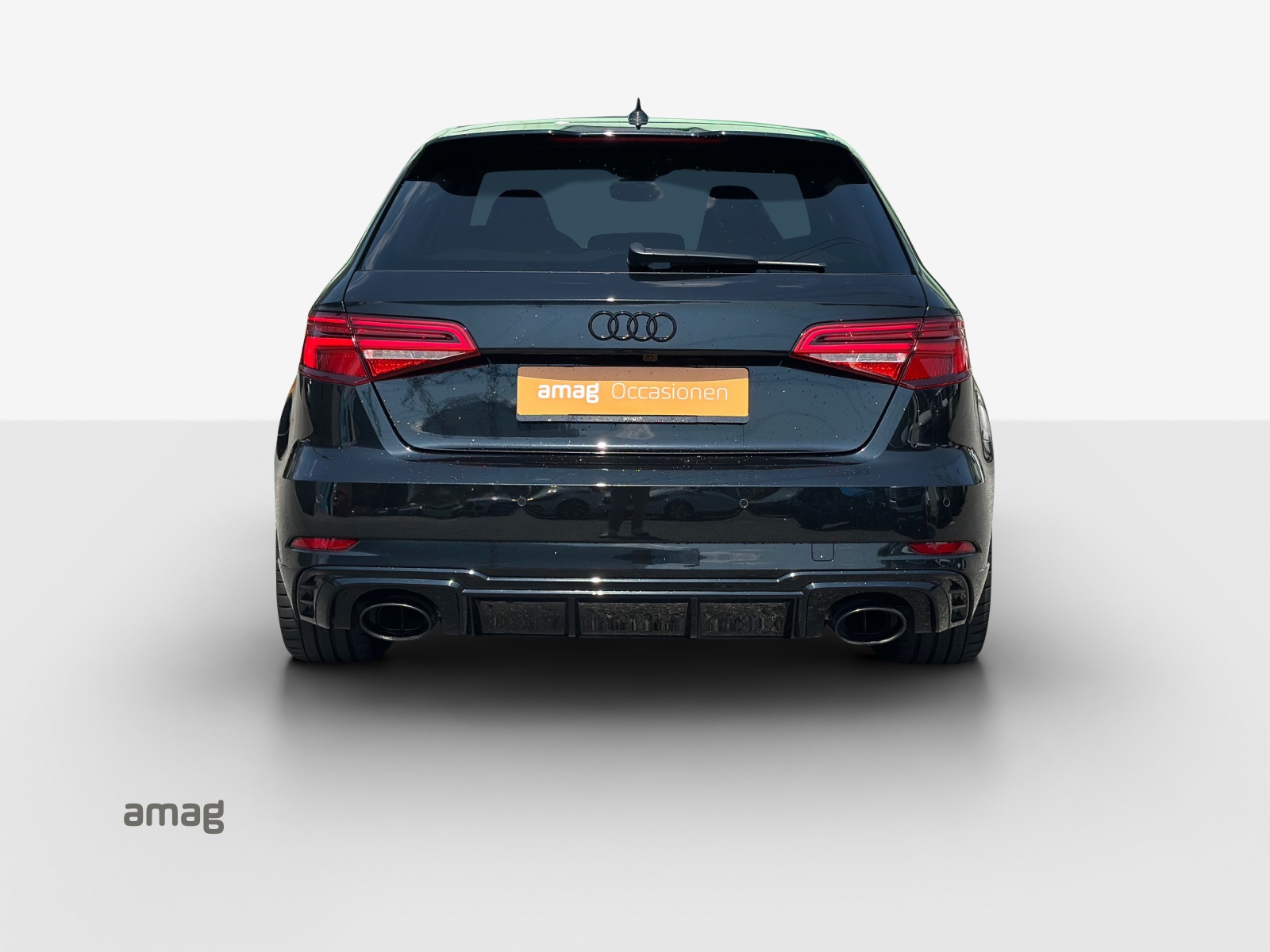 AUDI RS3 Sportback 2.5 TSI quattro S-tronic-image-3