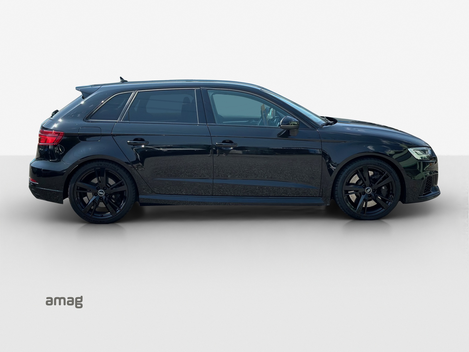 AUDI RS3 Sportback 2.5 TSI quattro S-tronic-image-15