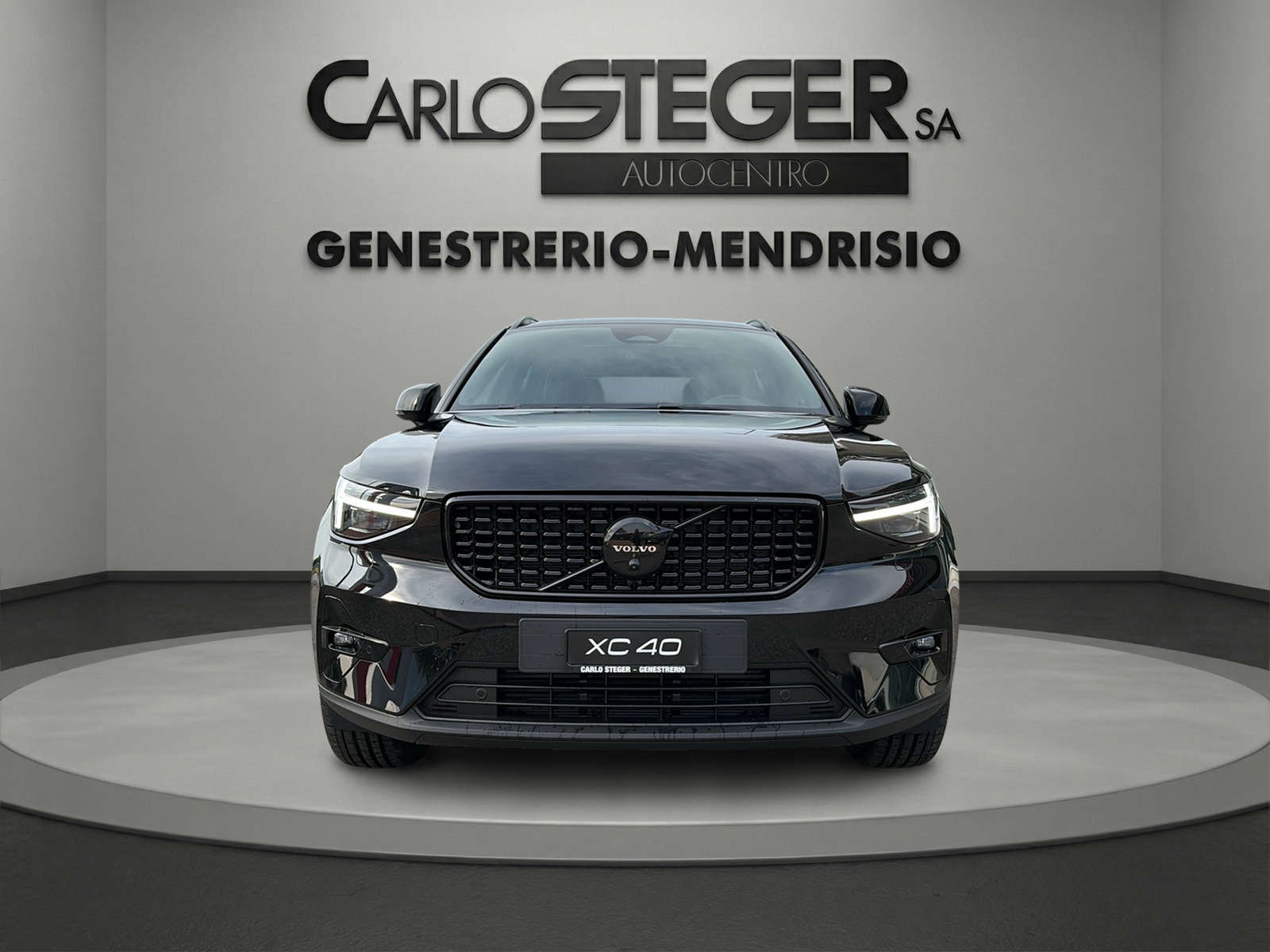 VOLVO XC40 B4 Benzin Mild Hybrid Ultra Black Edition DCT-image-1