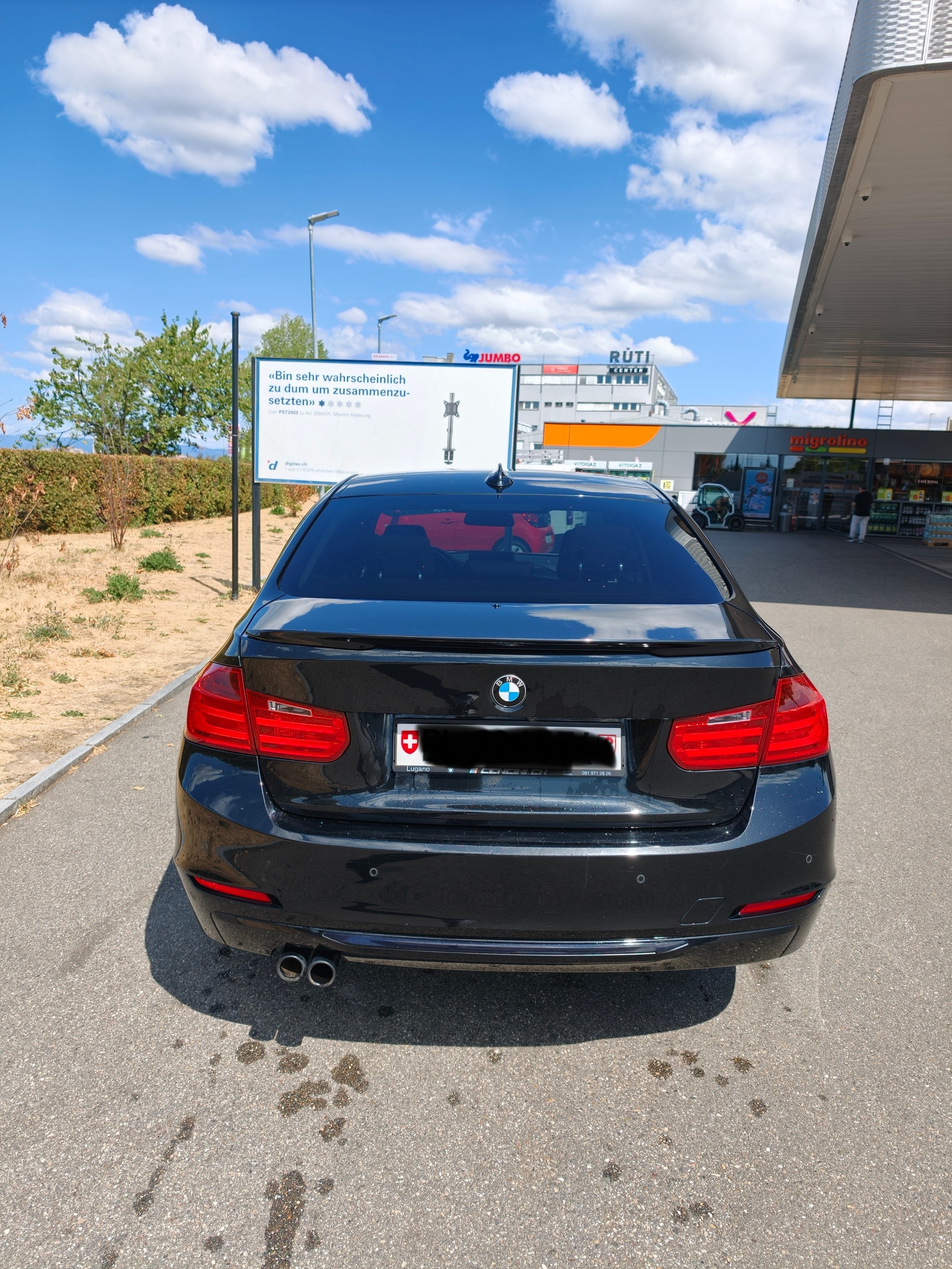 BMW 328i SAG-image-3