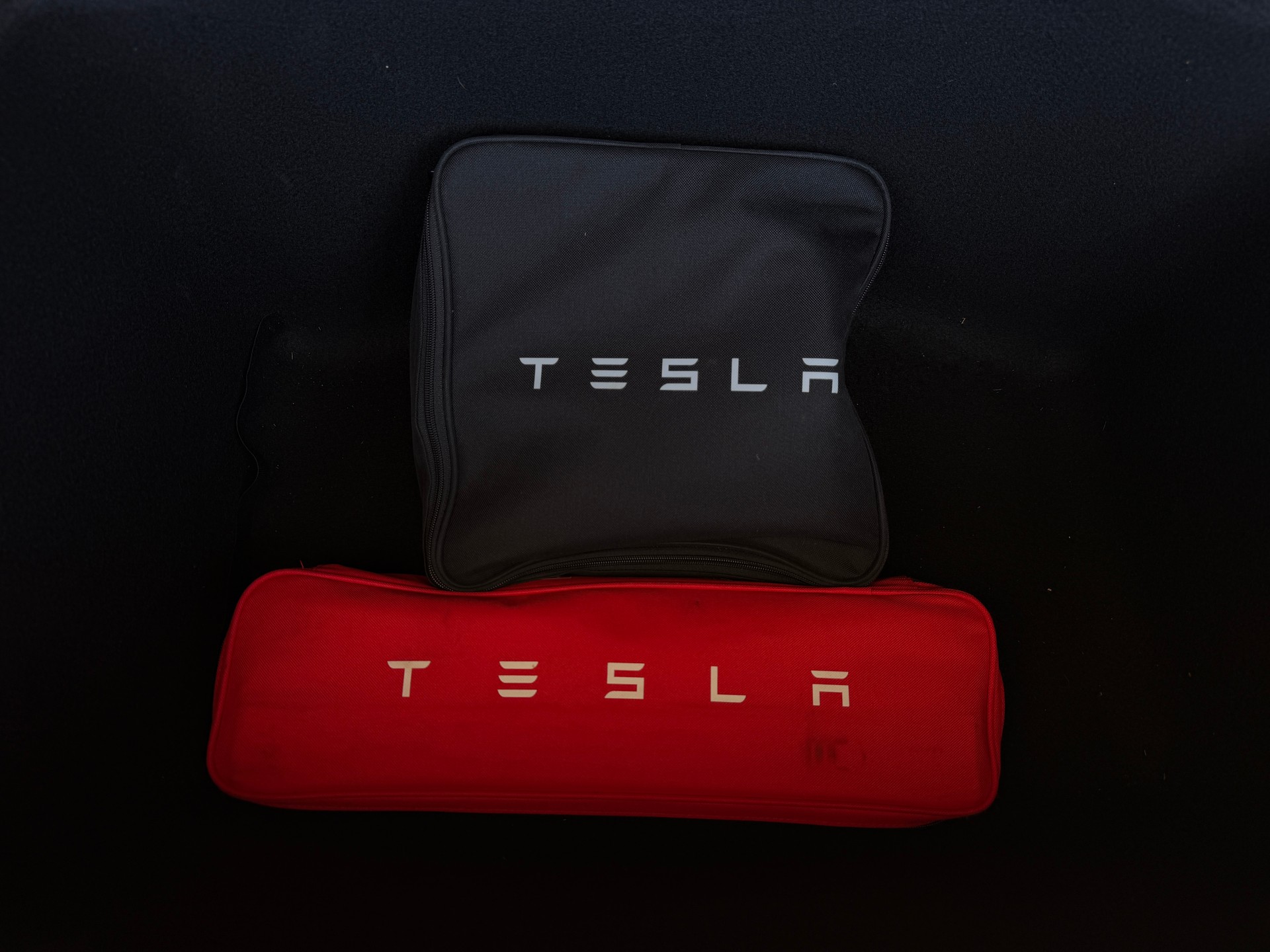 TESLA Model 3 Performance D-image-15