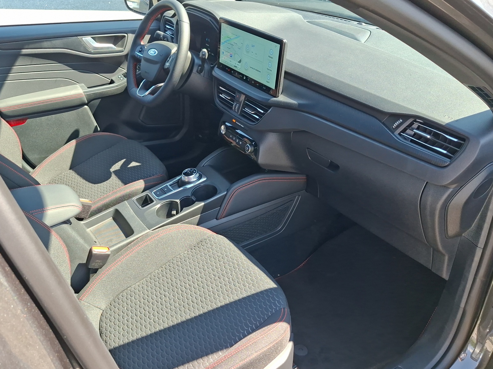 FORD Kuga 2.5 FHEV ST-Line 4WD-image-10