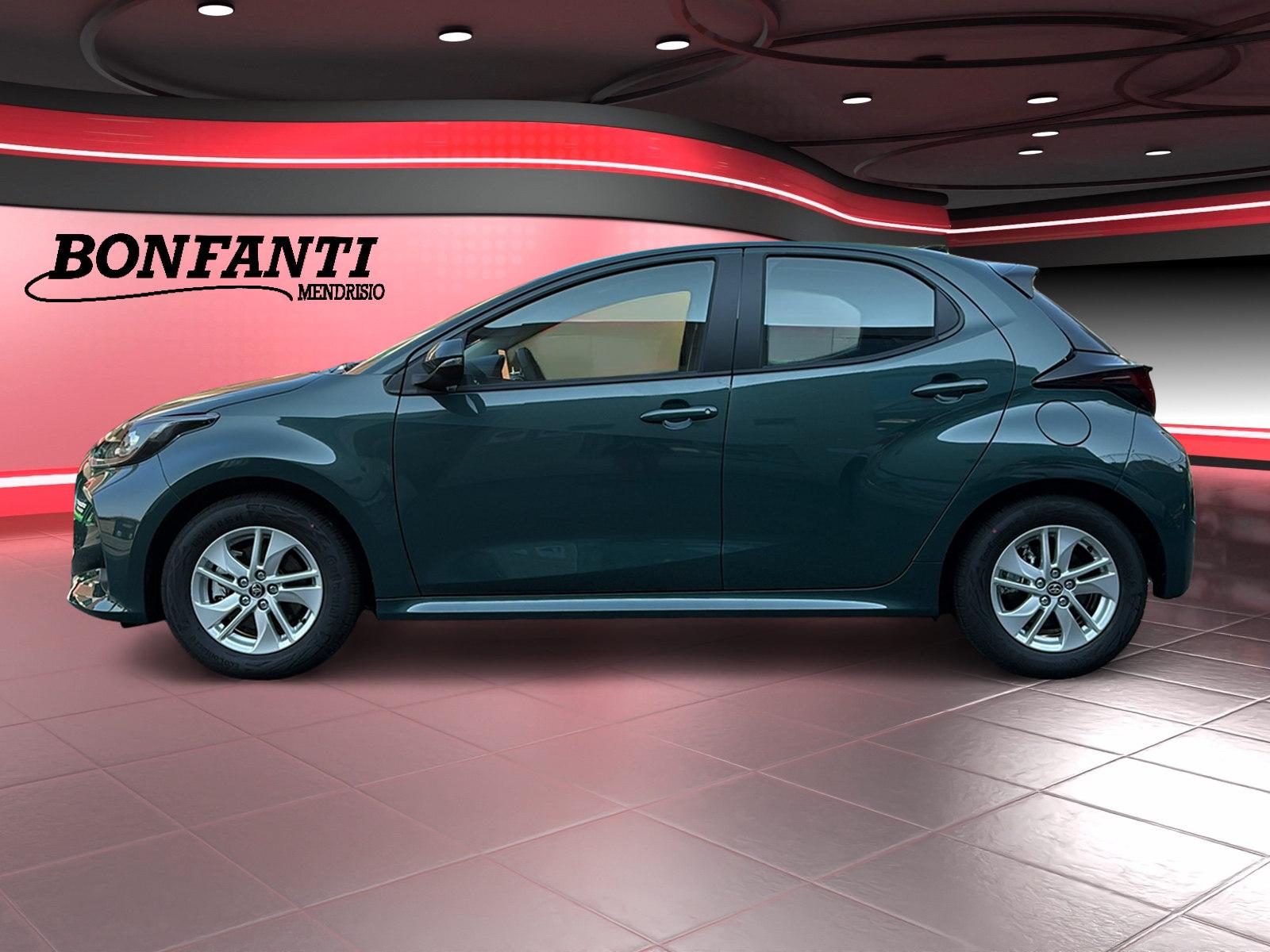 TOYOTA Yaris 1.5 VVT-i HSD Comfort-image-3