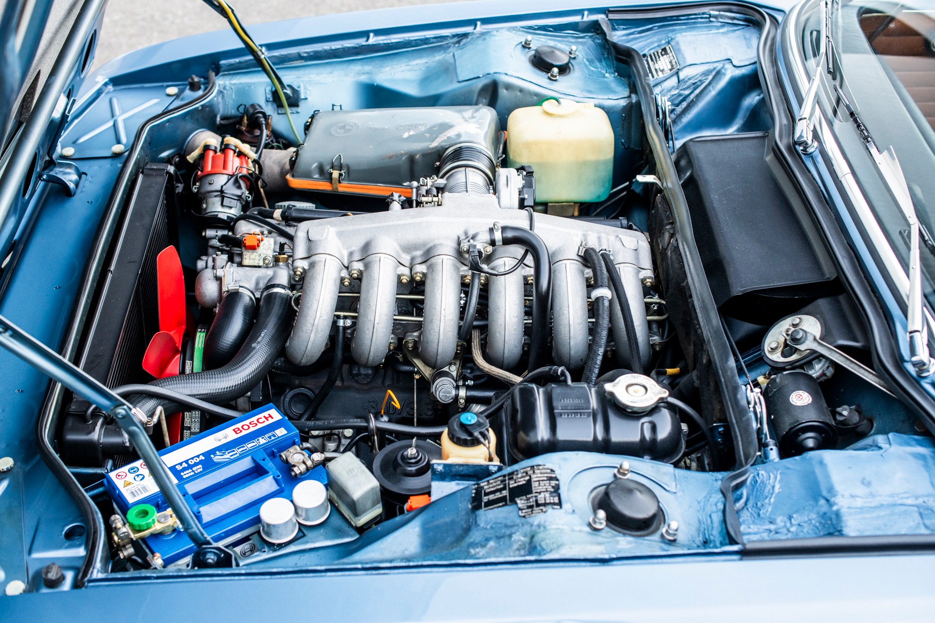 BMW CSI-image-14