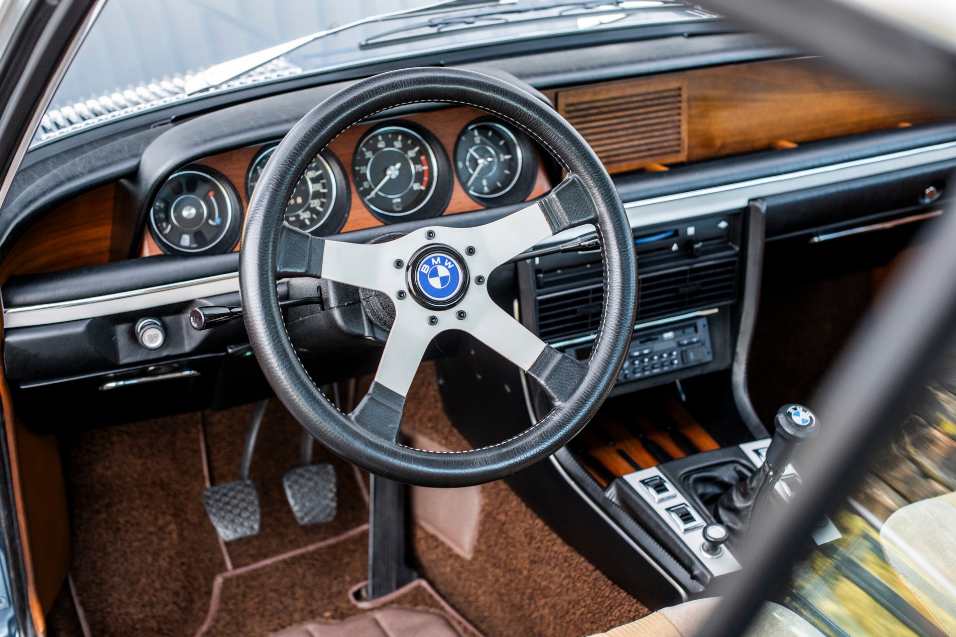 BMW CSI-image-7