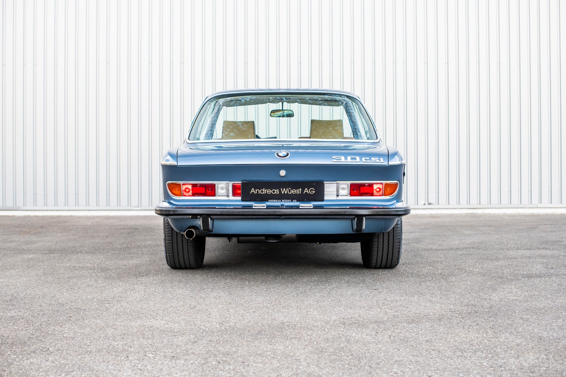 BMW CSI-image-2