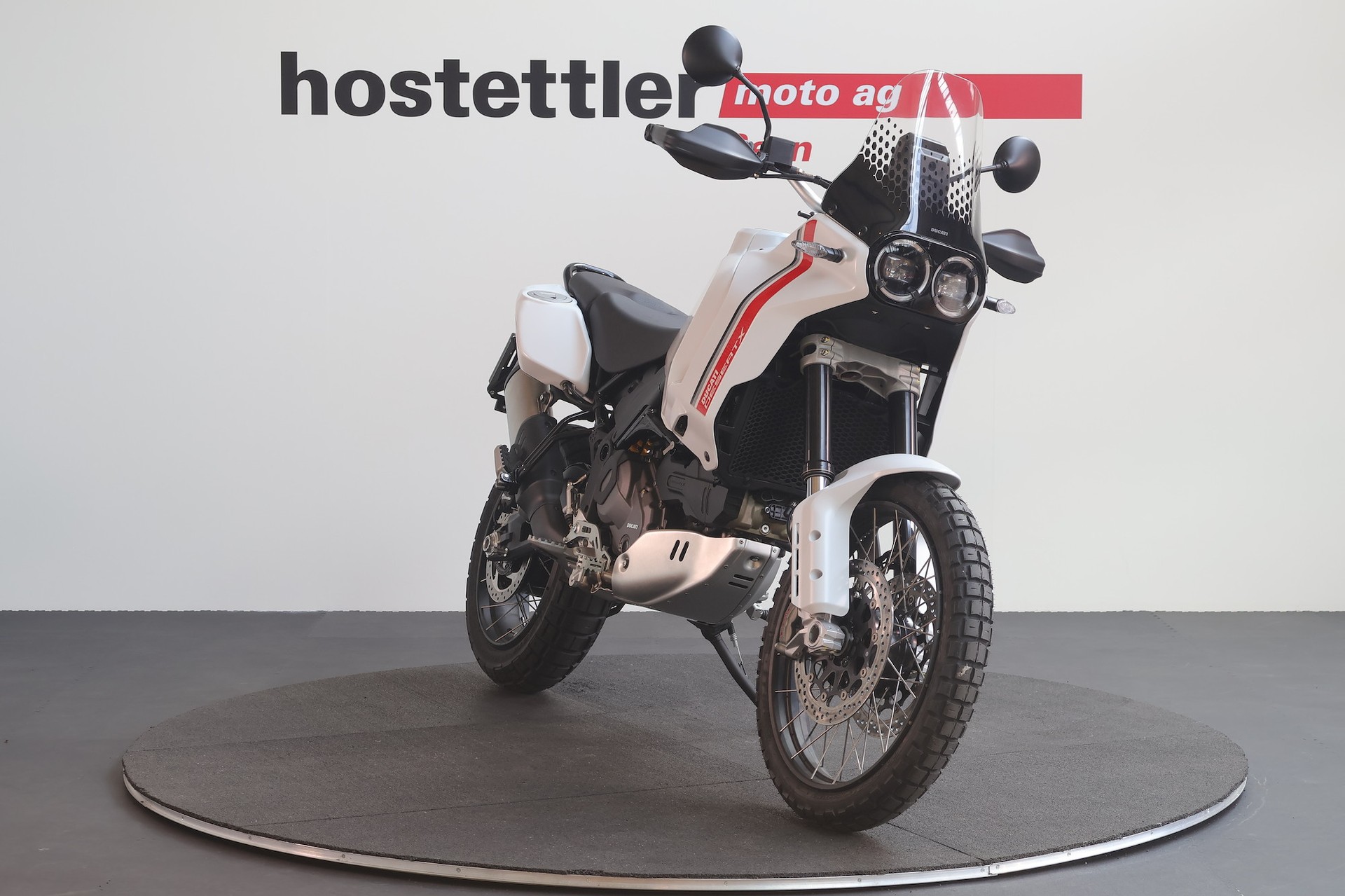 DUCATI Desert X mit Zusatztank