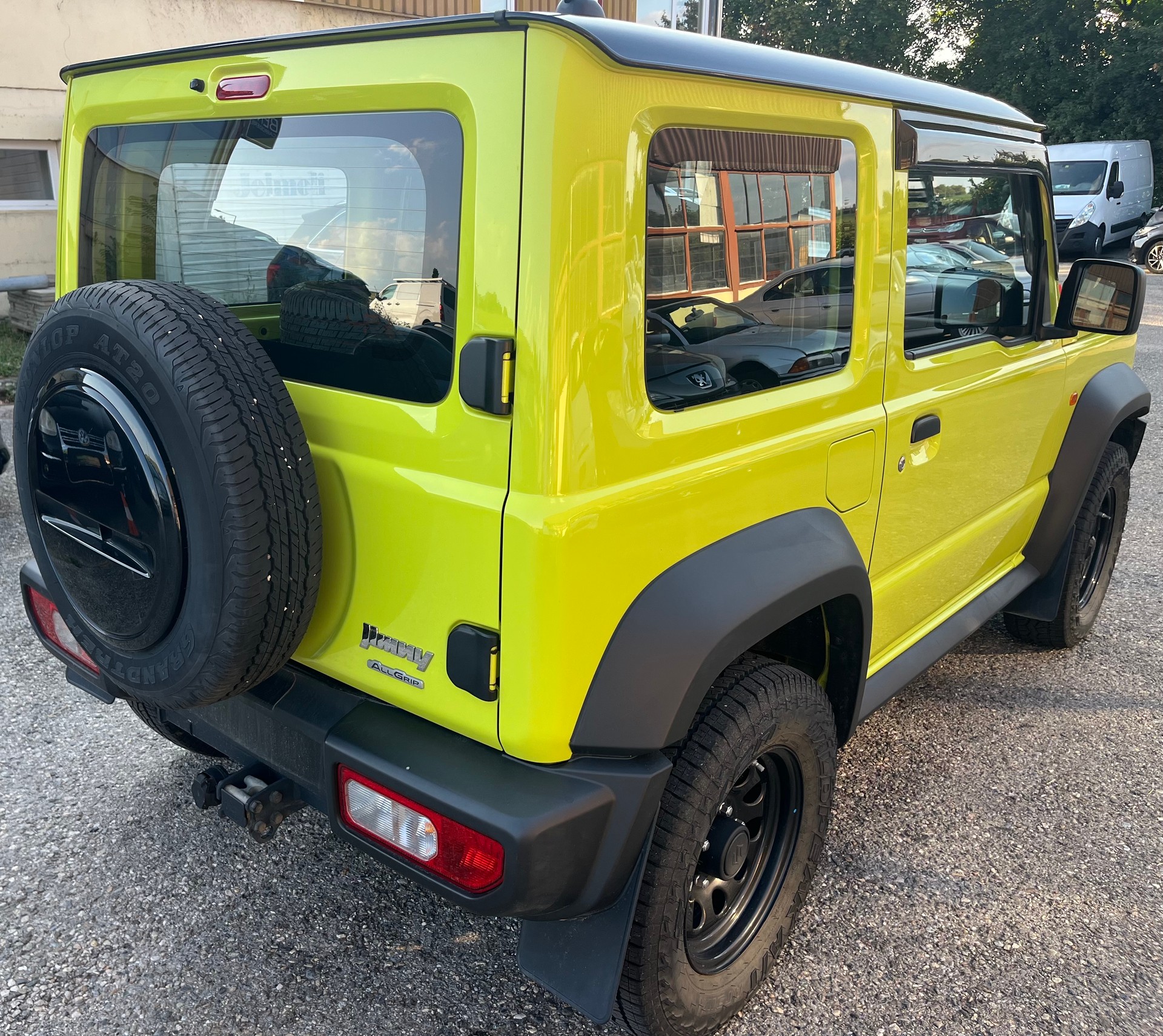 SUZUKI Jimny 1.5 Compact+ 4x4-image-4