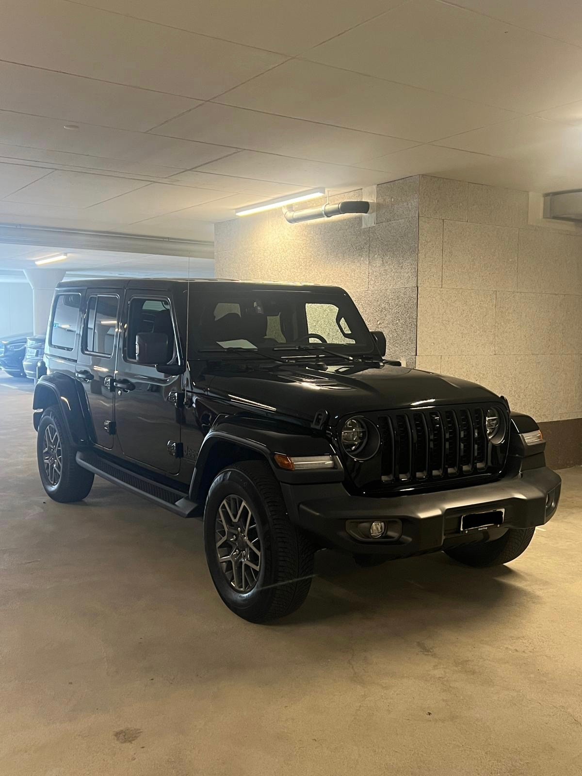 JEEP 2.0 Turbo 80th Anniversary Unlimited 4xe-image-1