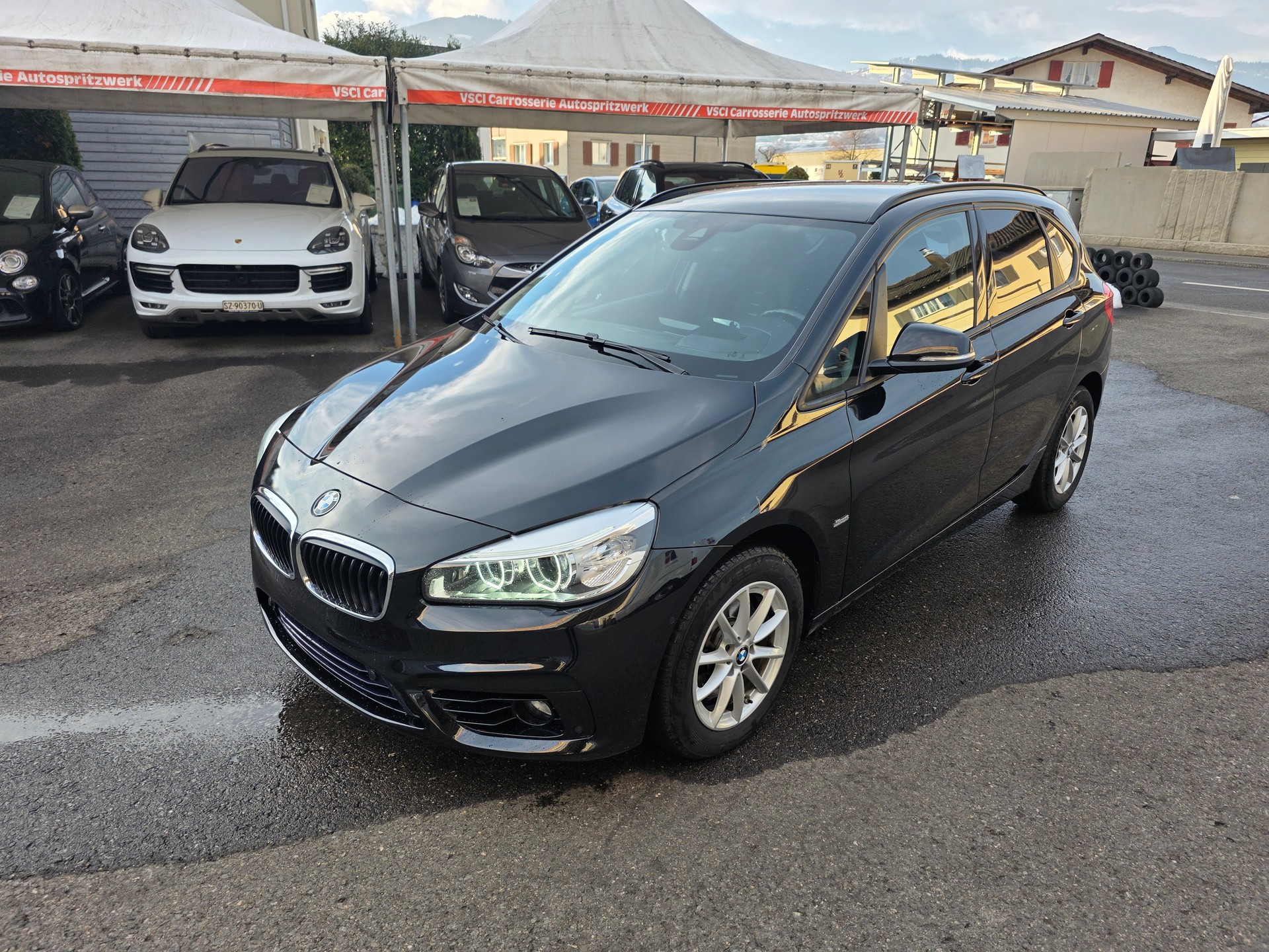BMW 220d xDrive Active Tourer Sport Line Steptronic-image-1
